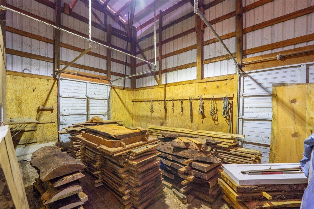 main property photo 133
