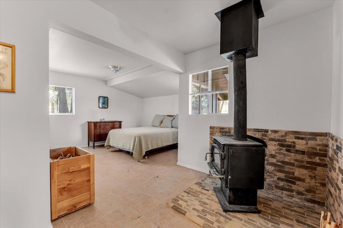 main property photo 59