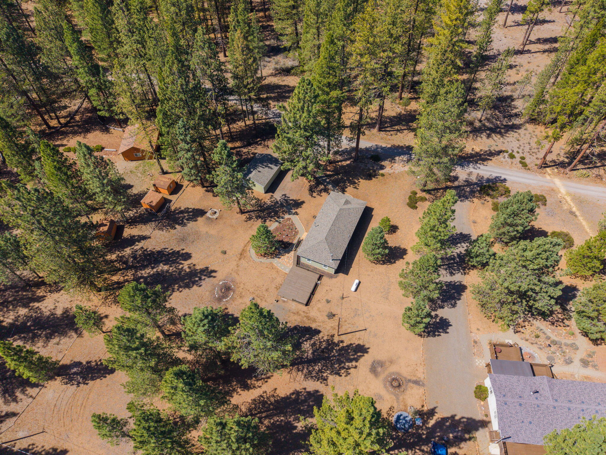main property photo 30