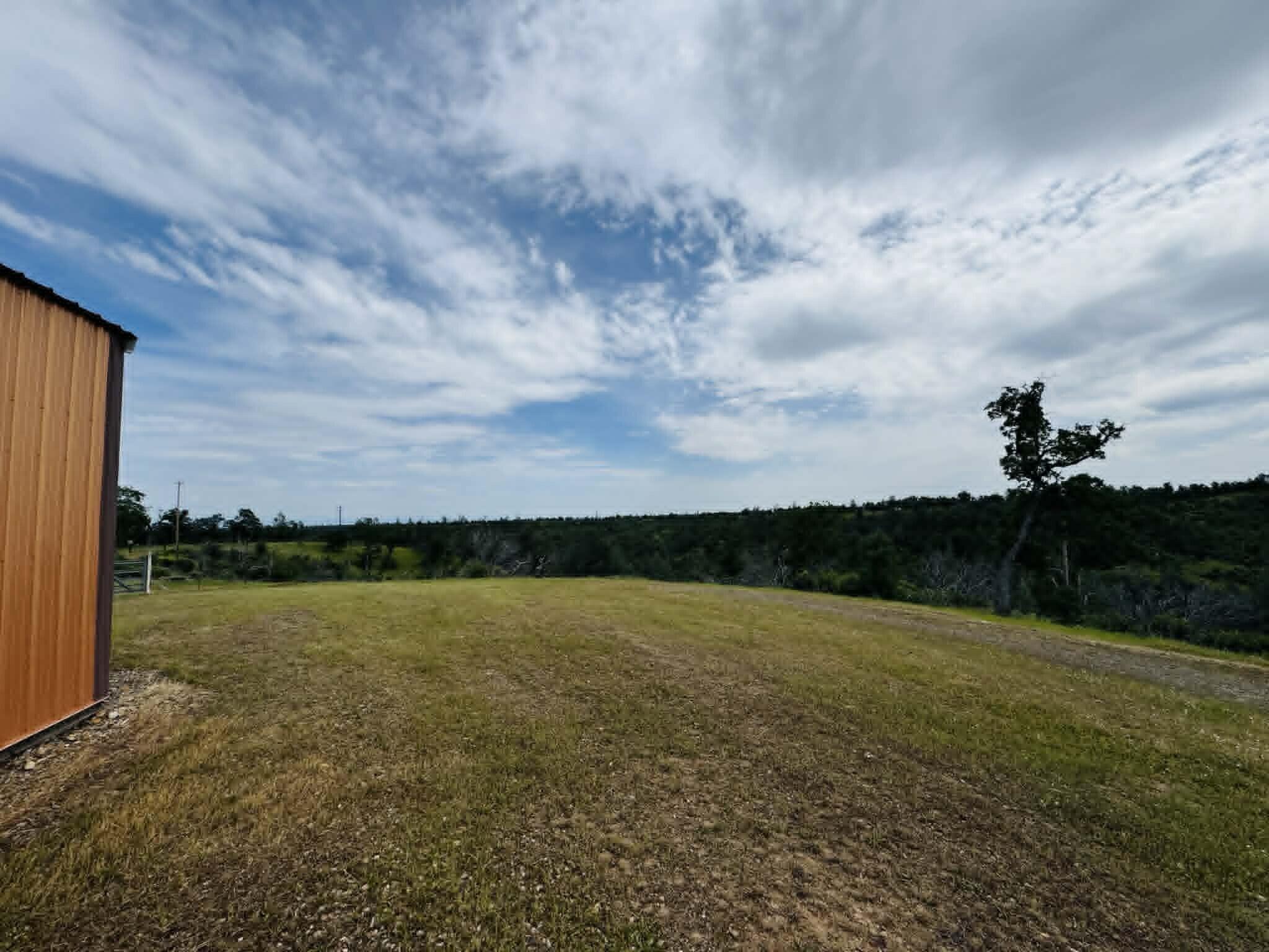 main property photo 11