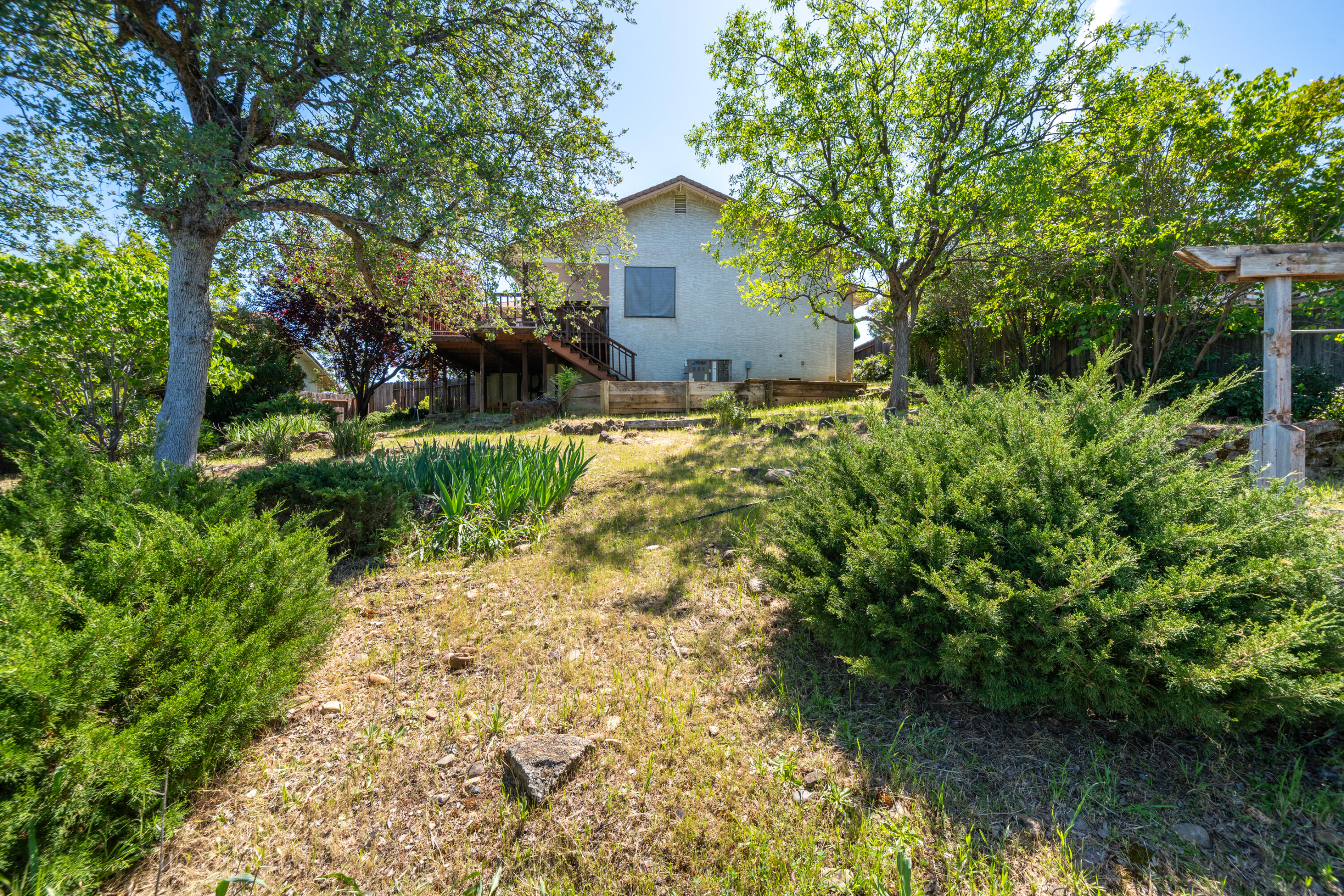 main property photo 51