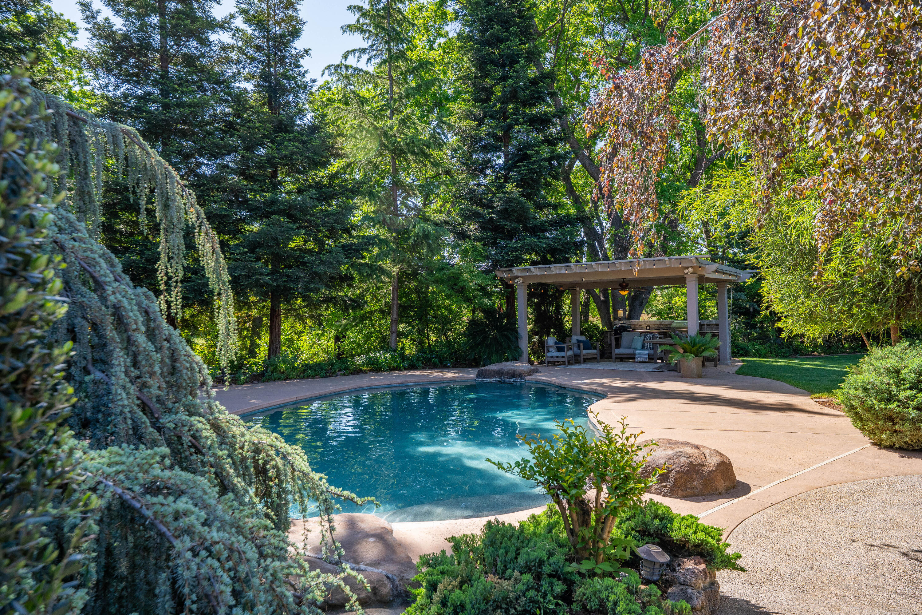 main property photo 53