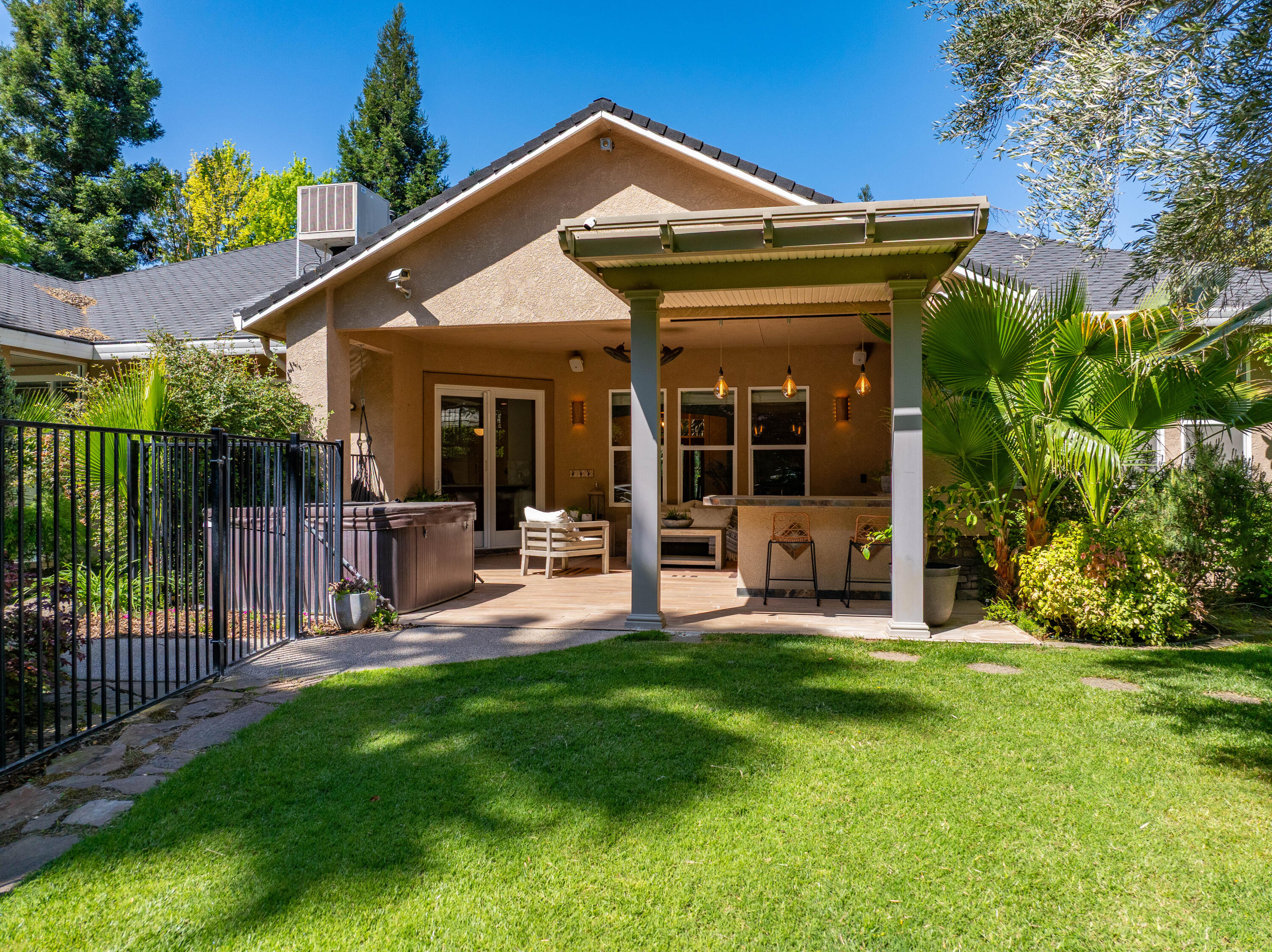 main property photo 58