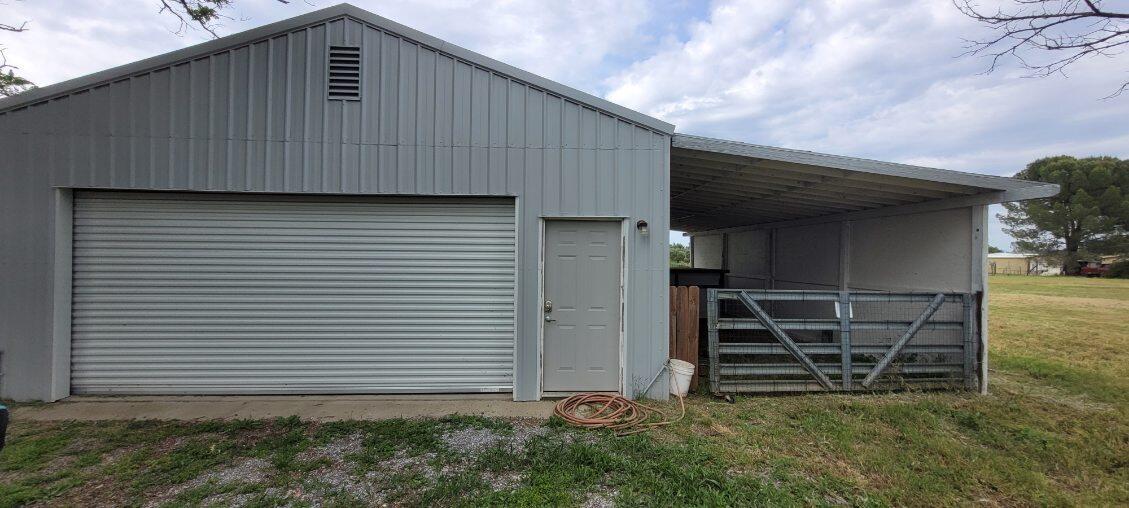 main property photo 44