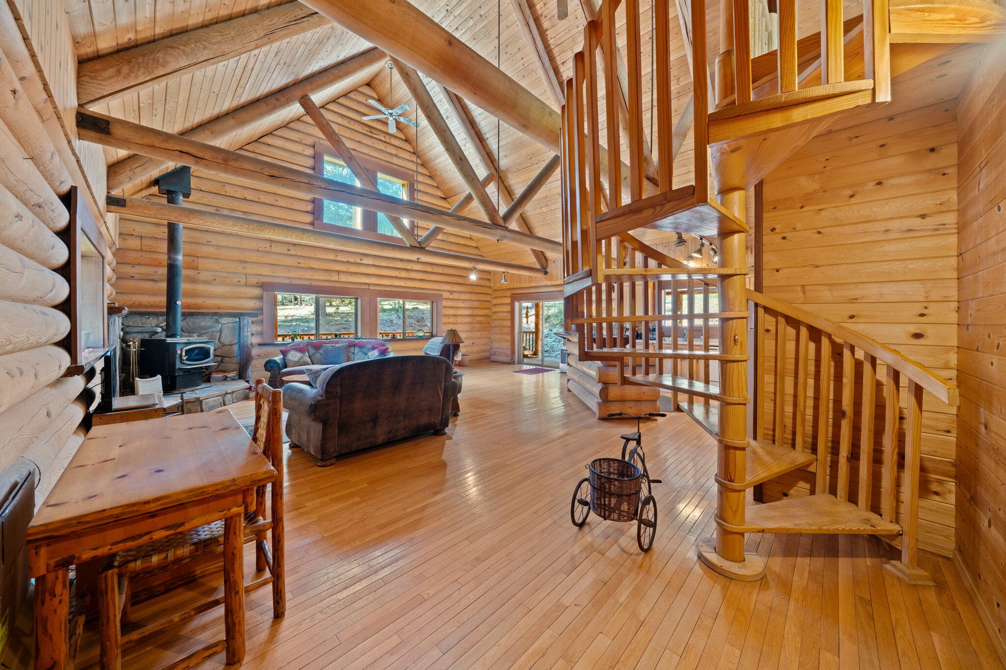 main property photo 17
