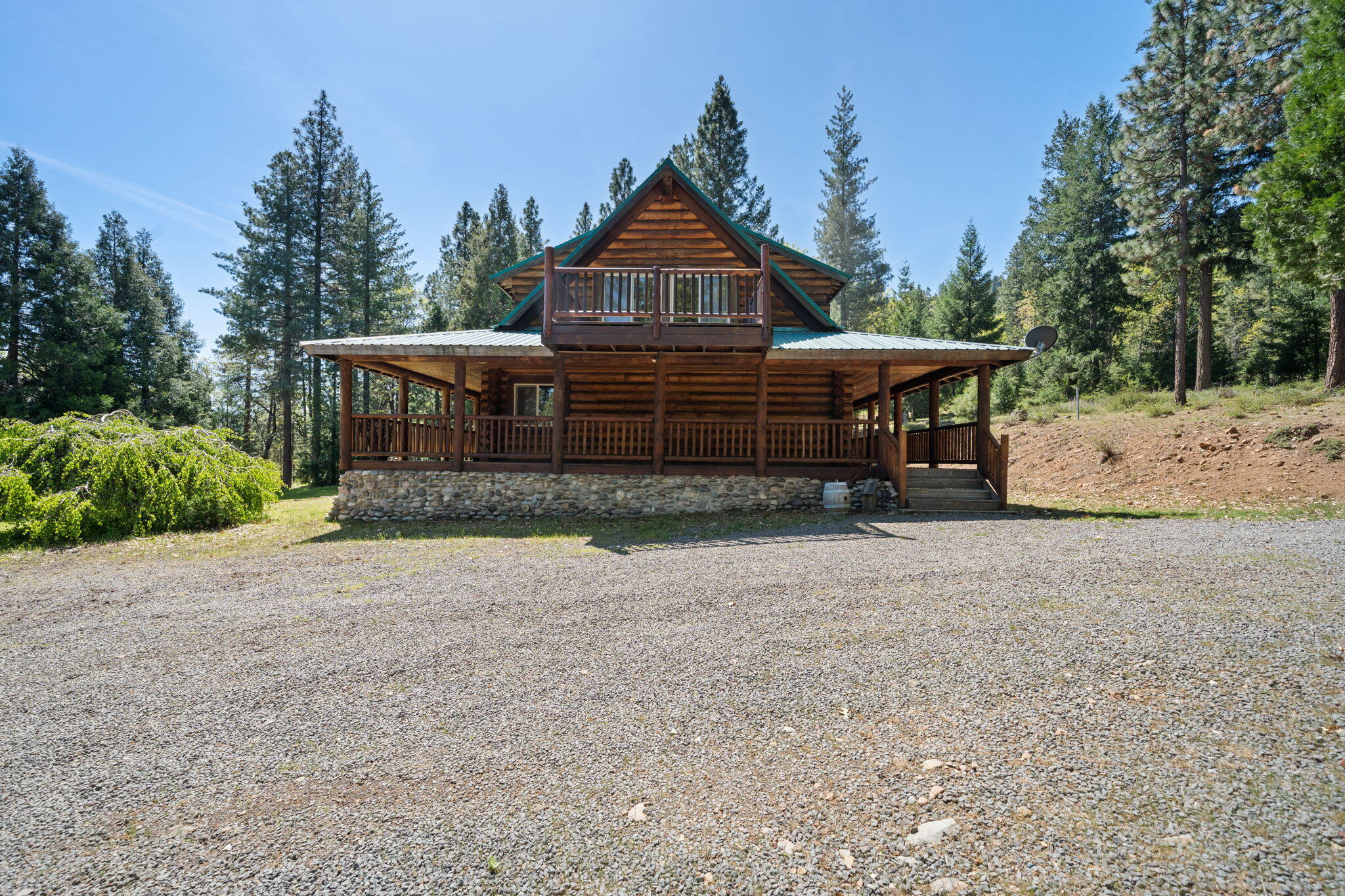 main property photo 43