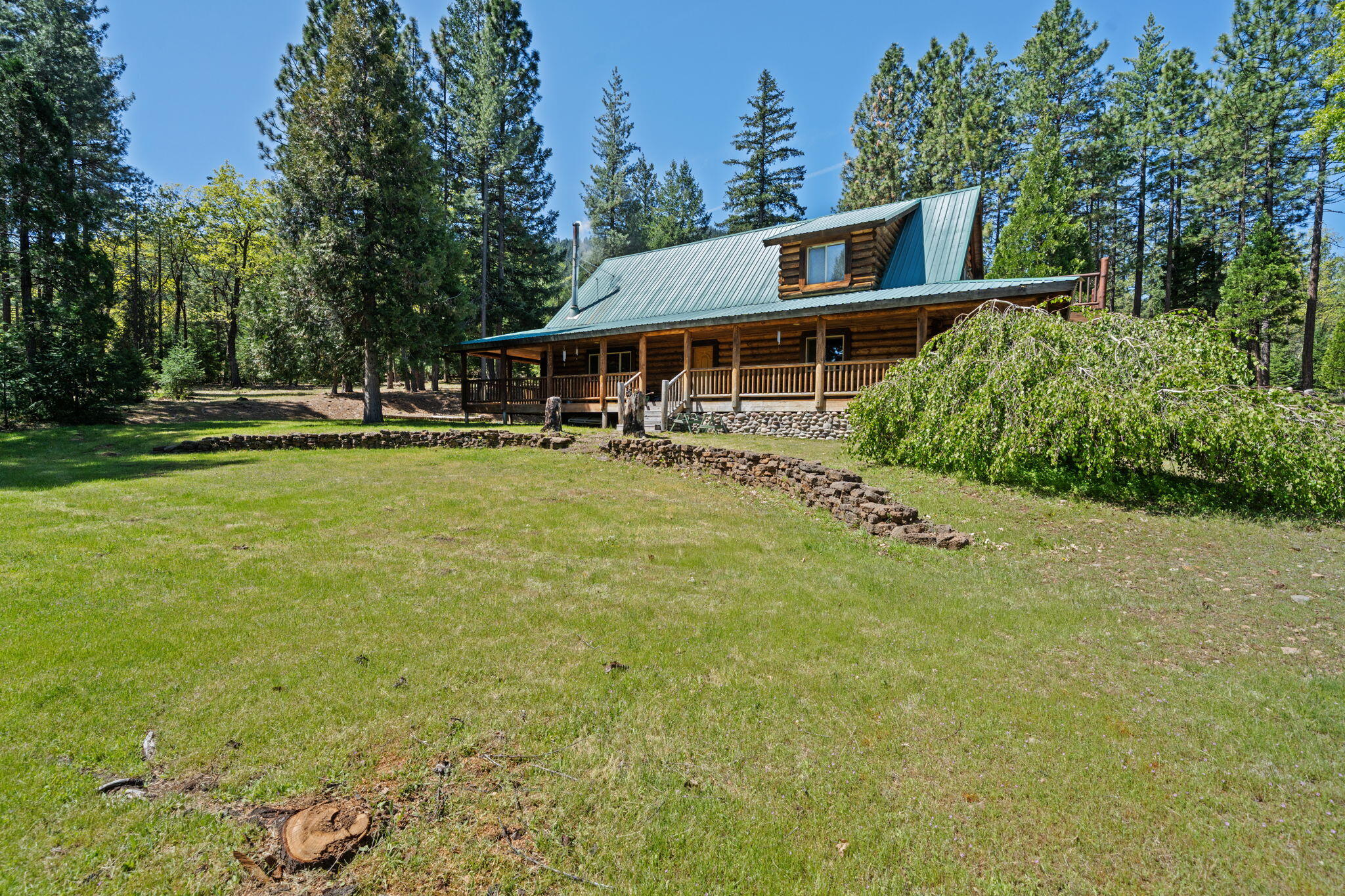 main property photo 45