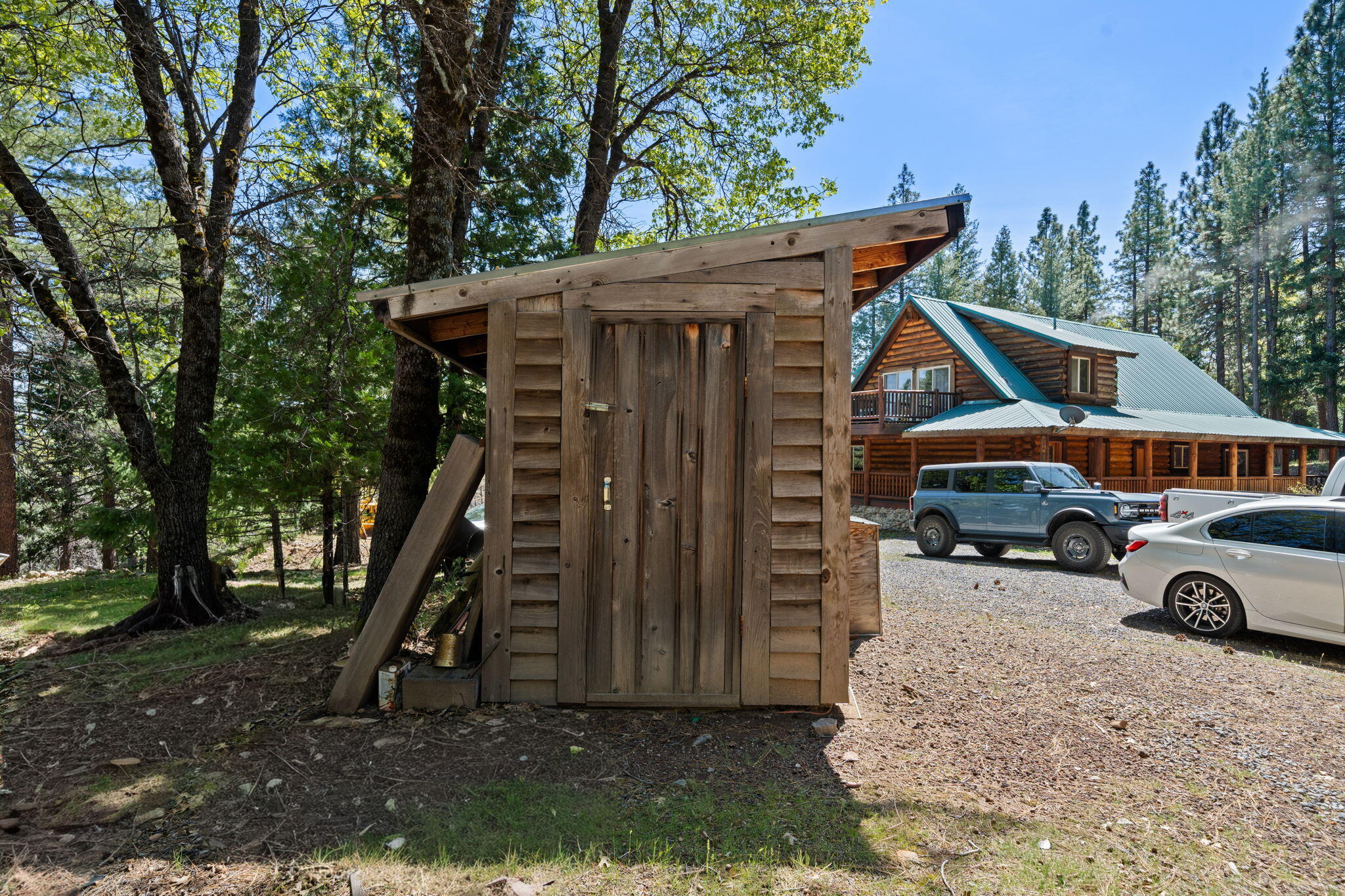 main property photo 50