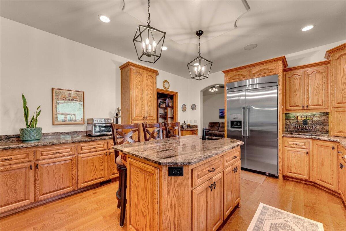 main property photo 16