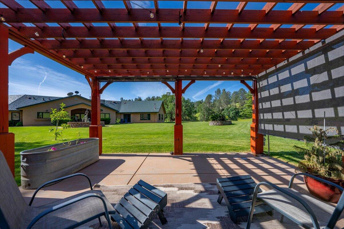 main property photo 98