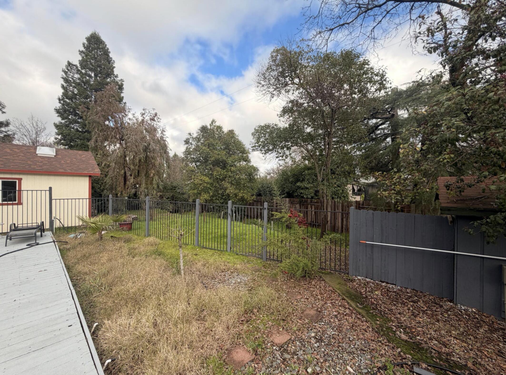 main property photo 44
