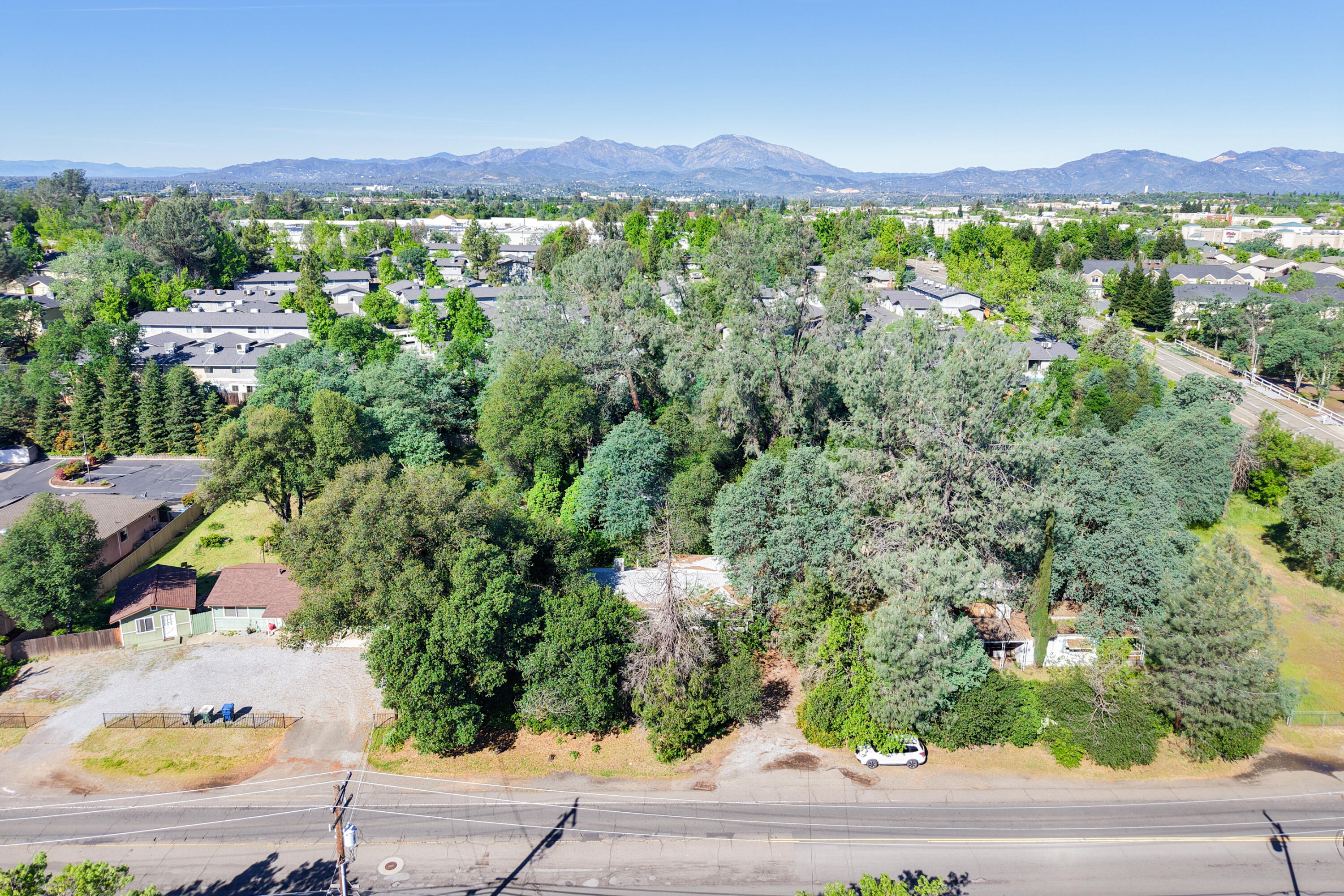 main property photo 60
