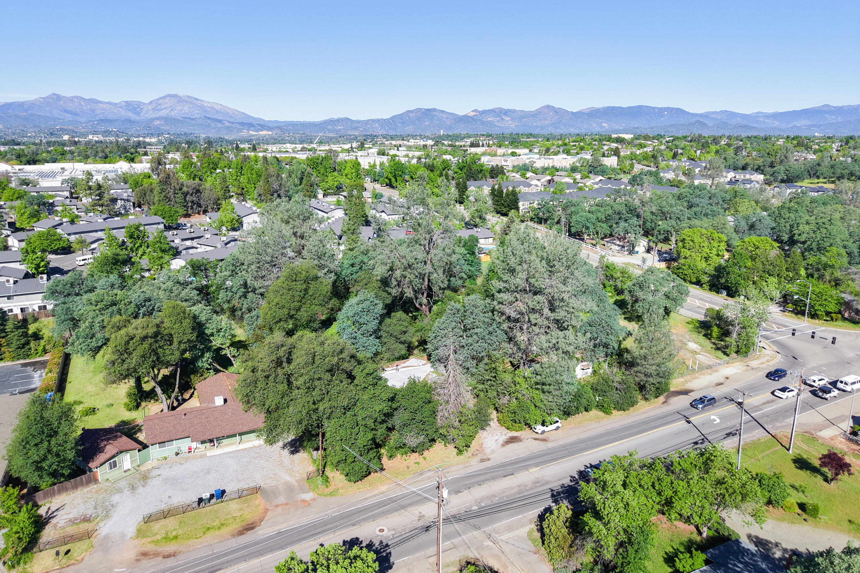 main property photo 65