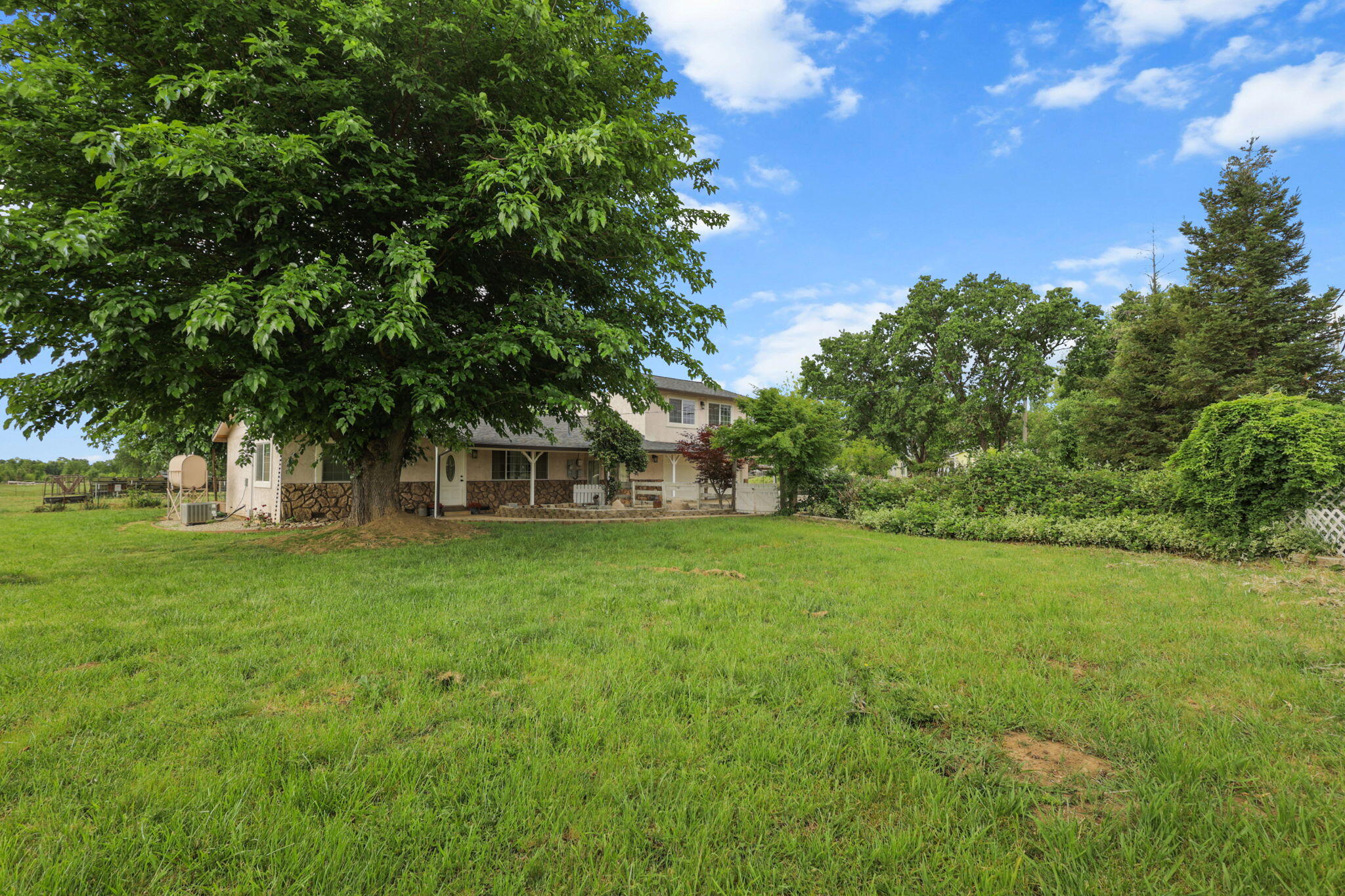 main property photo 64