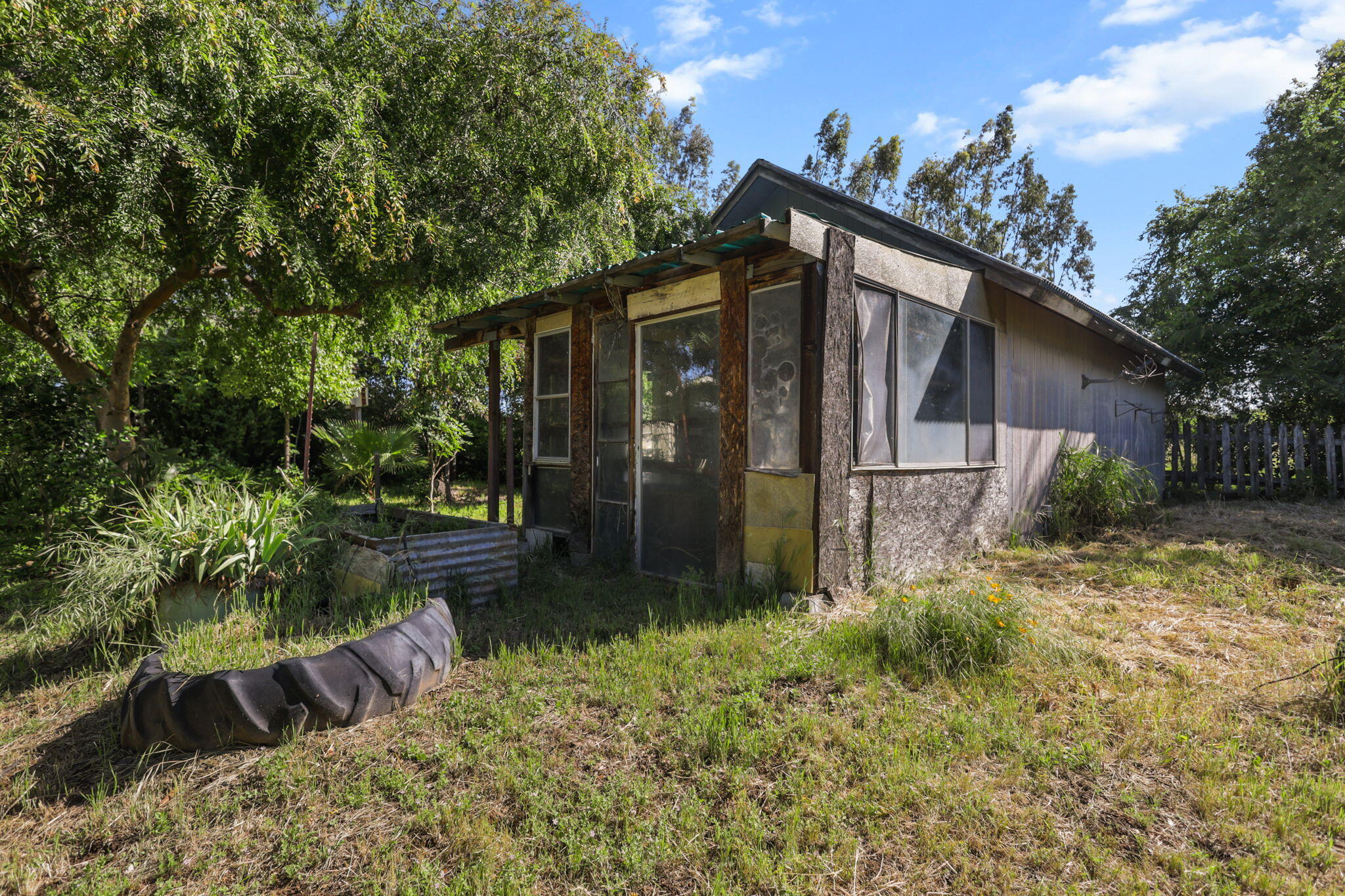 main property photo 44