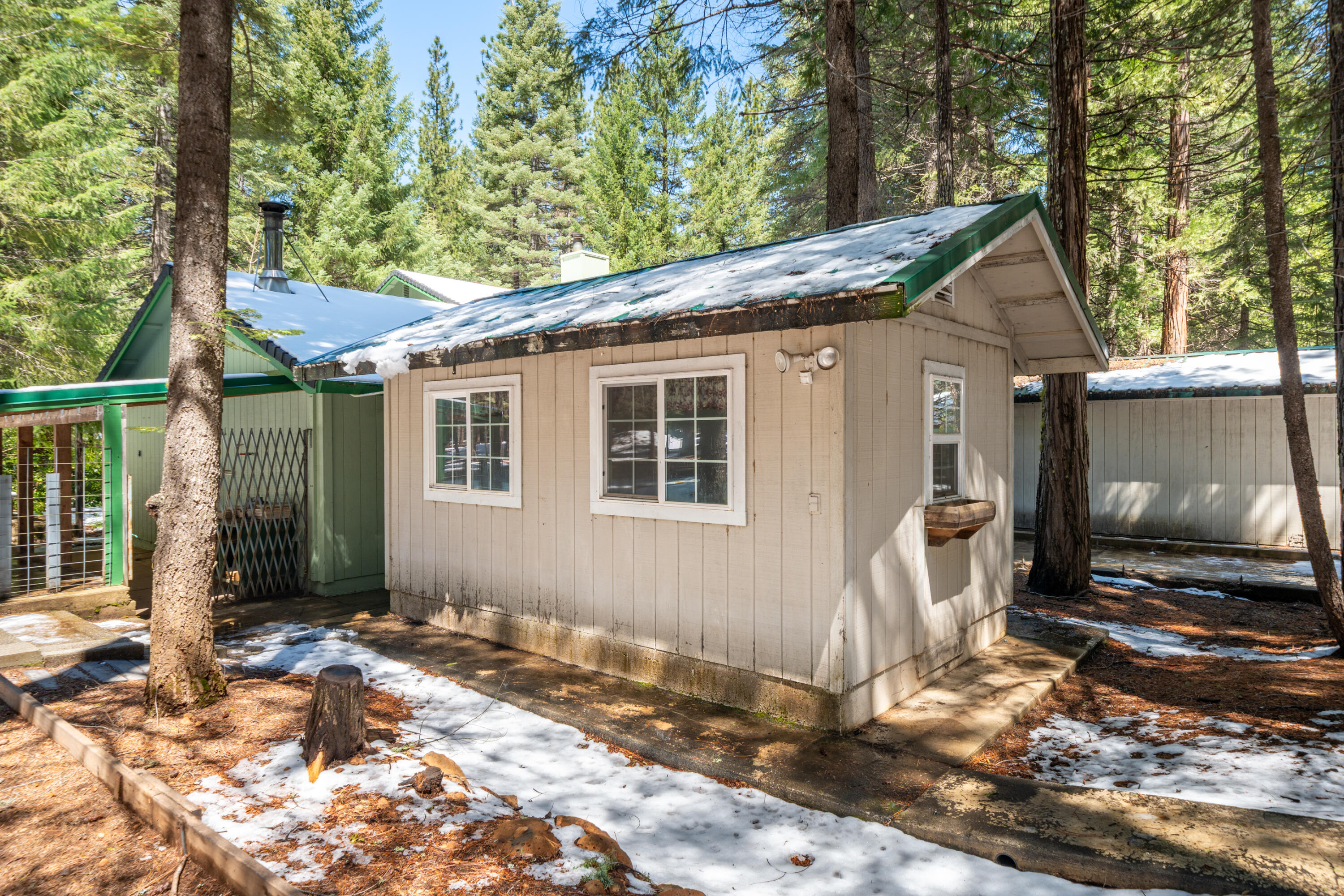main property photo 79