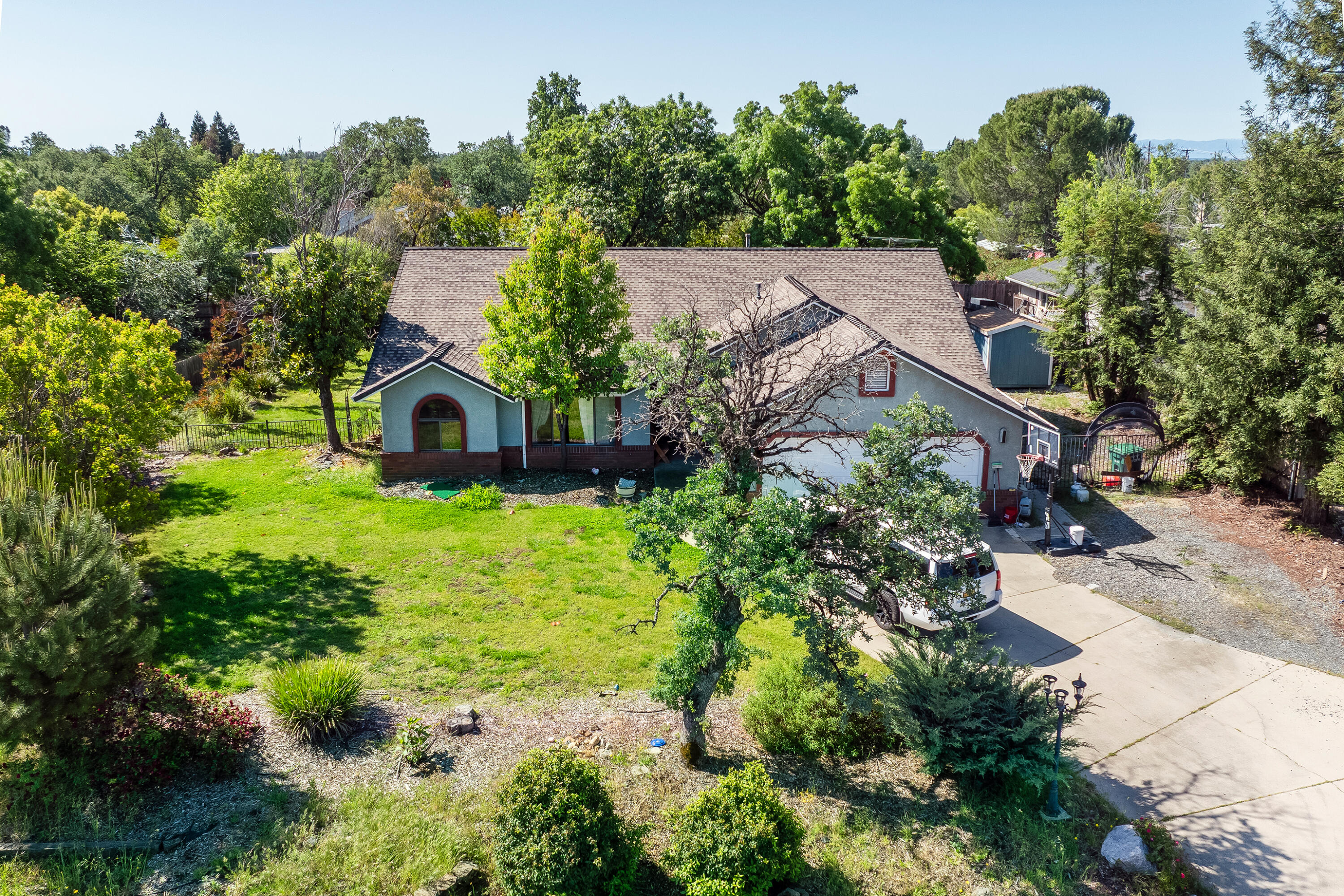 main property photo 31