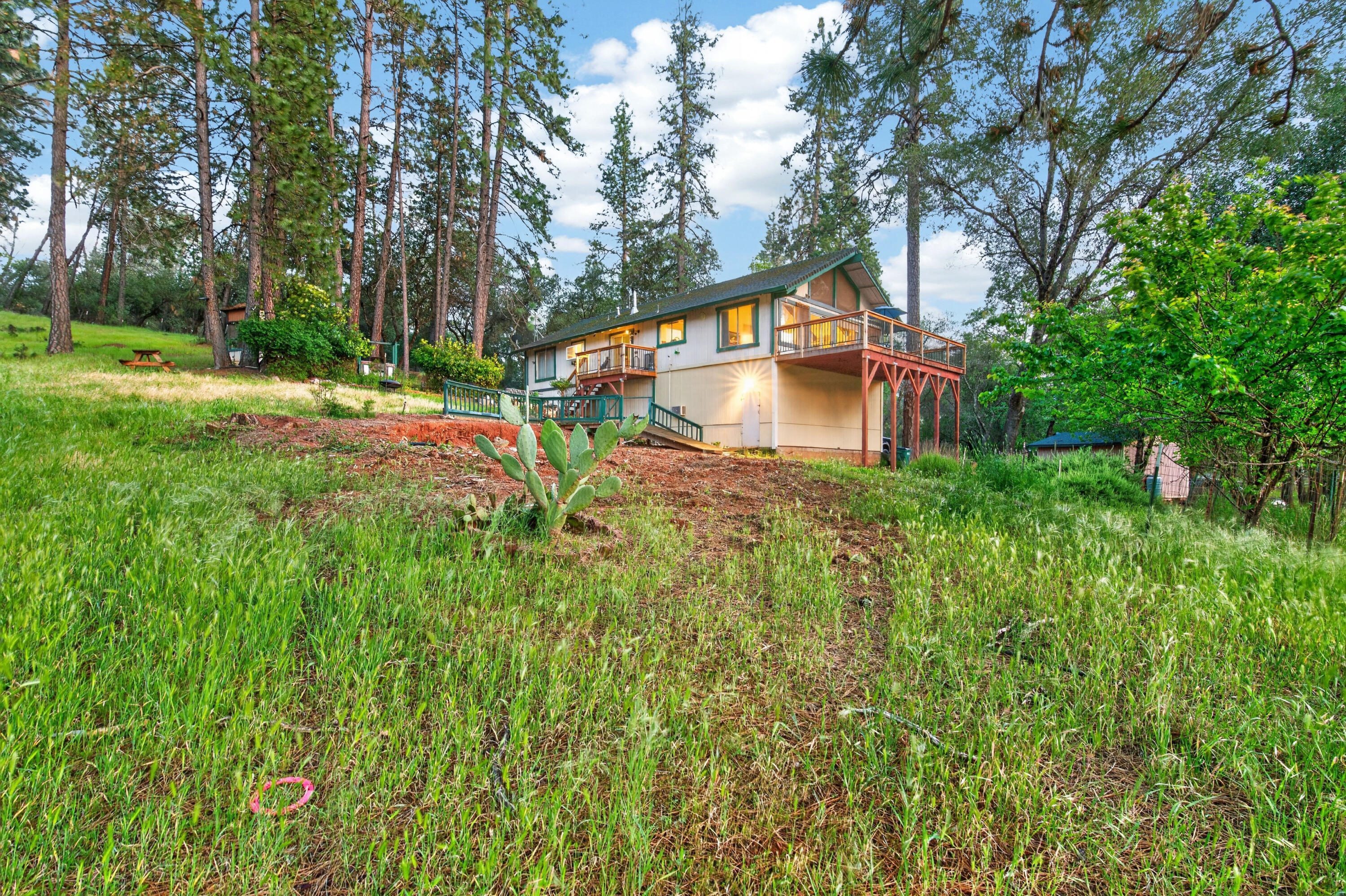 main property photo 30