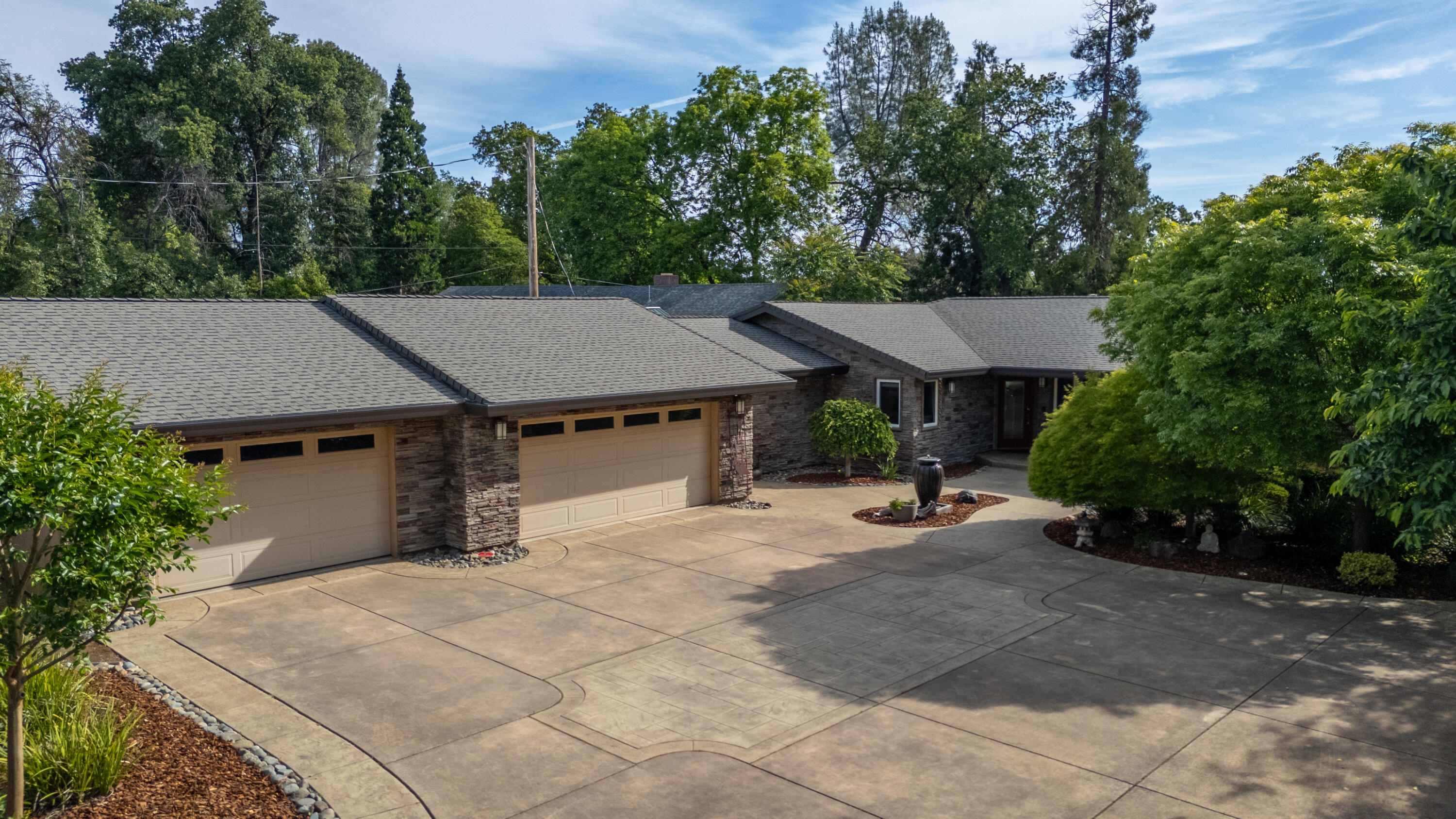 main property photo 86