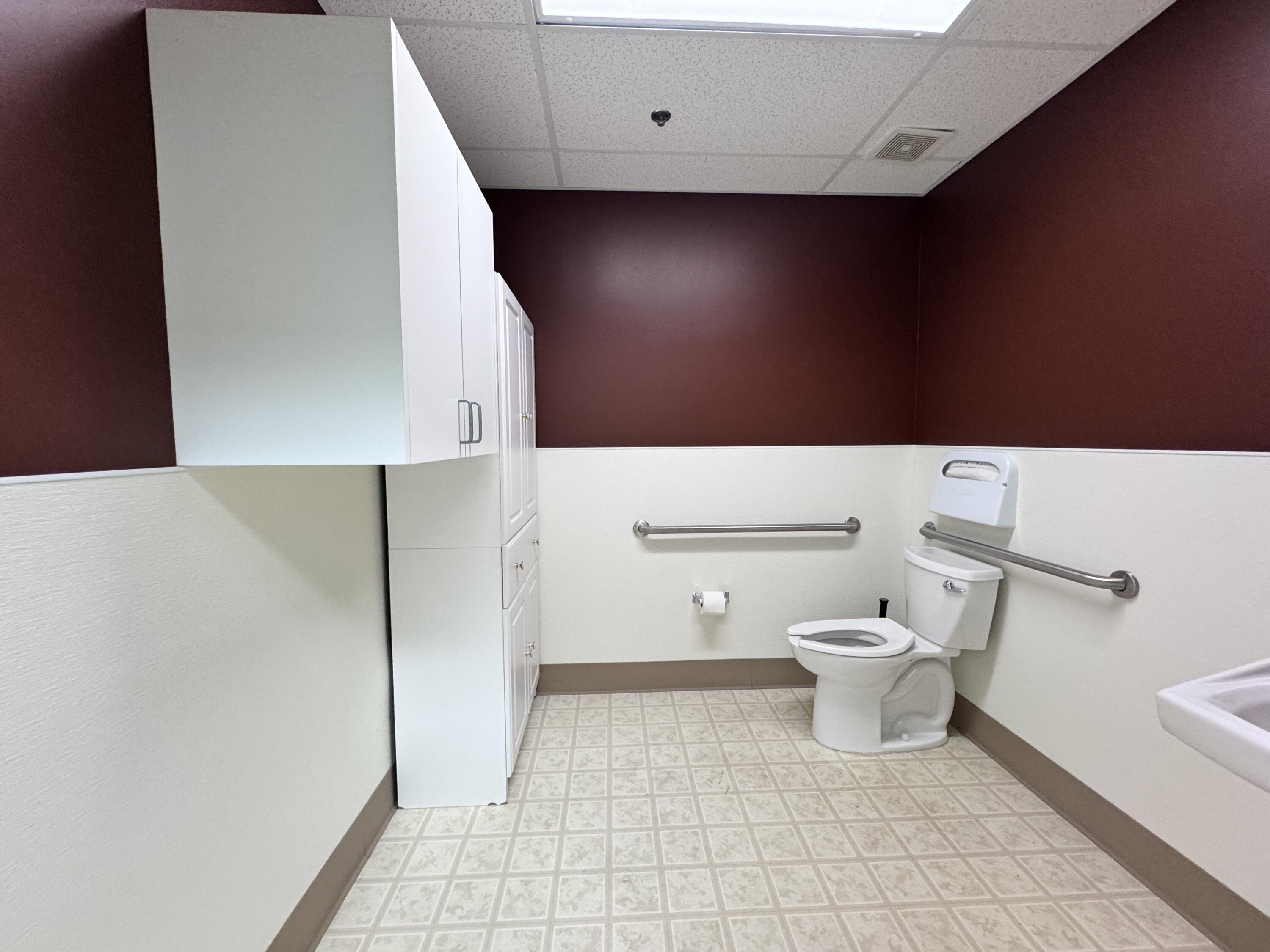 main property photo 6