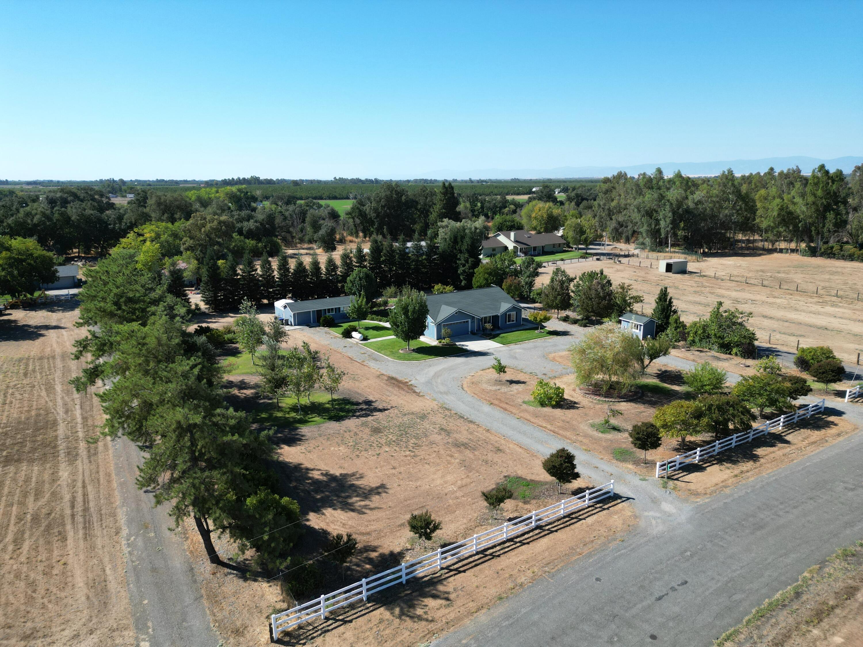 main property photo 38