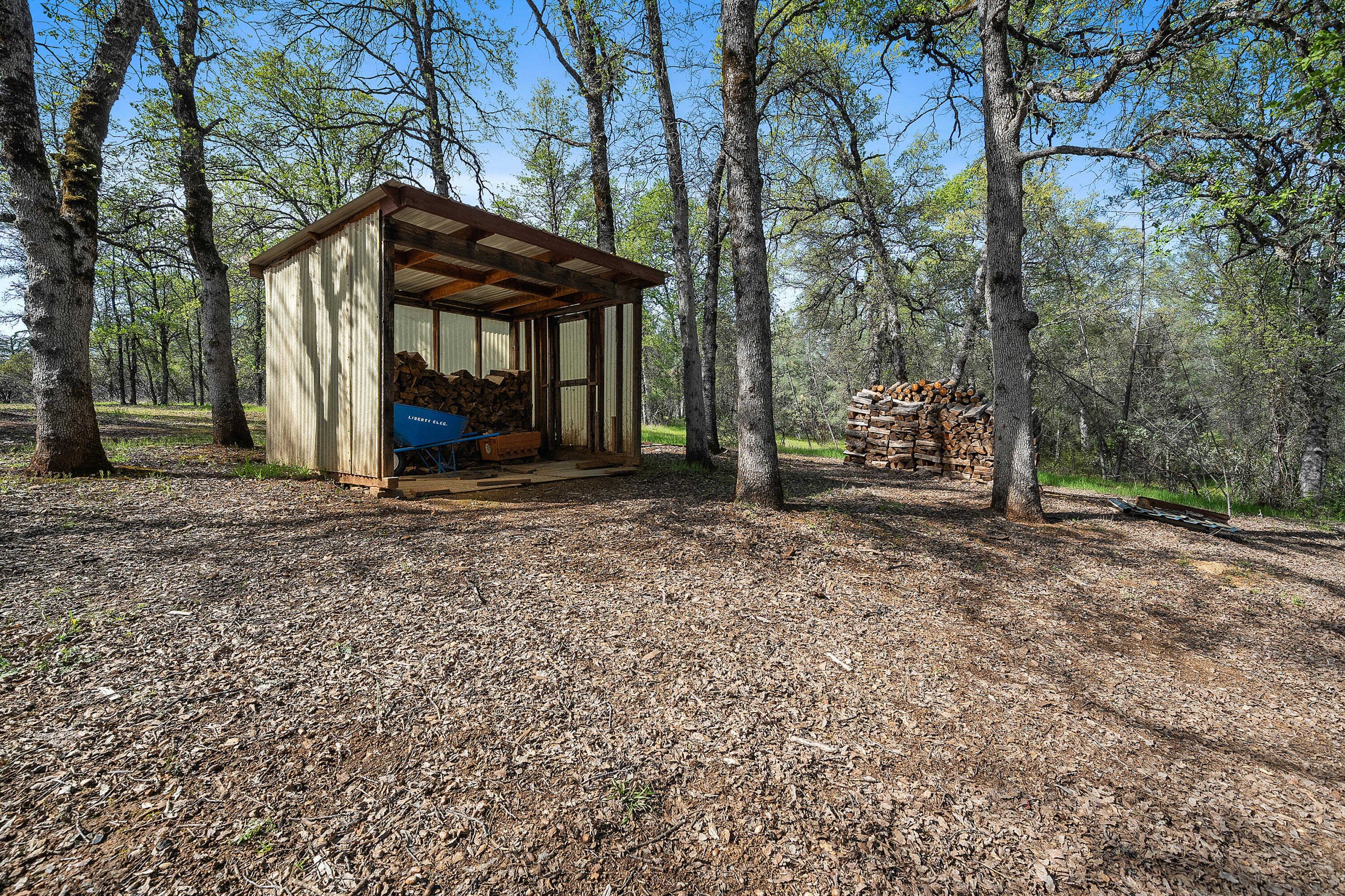 main property photo 54