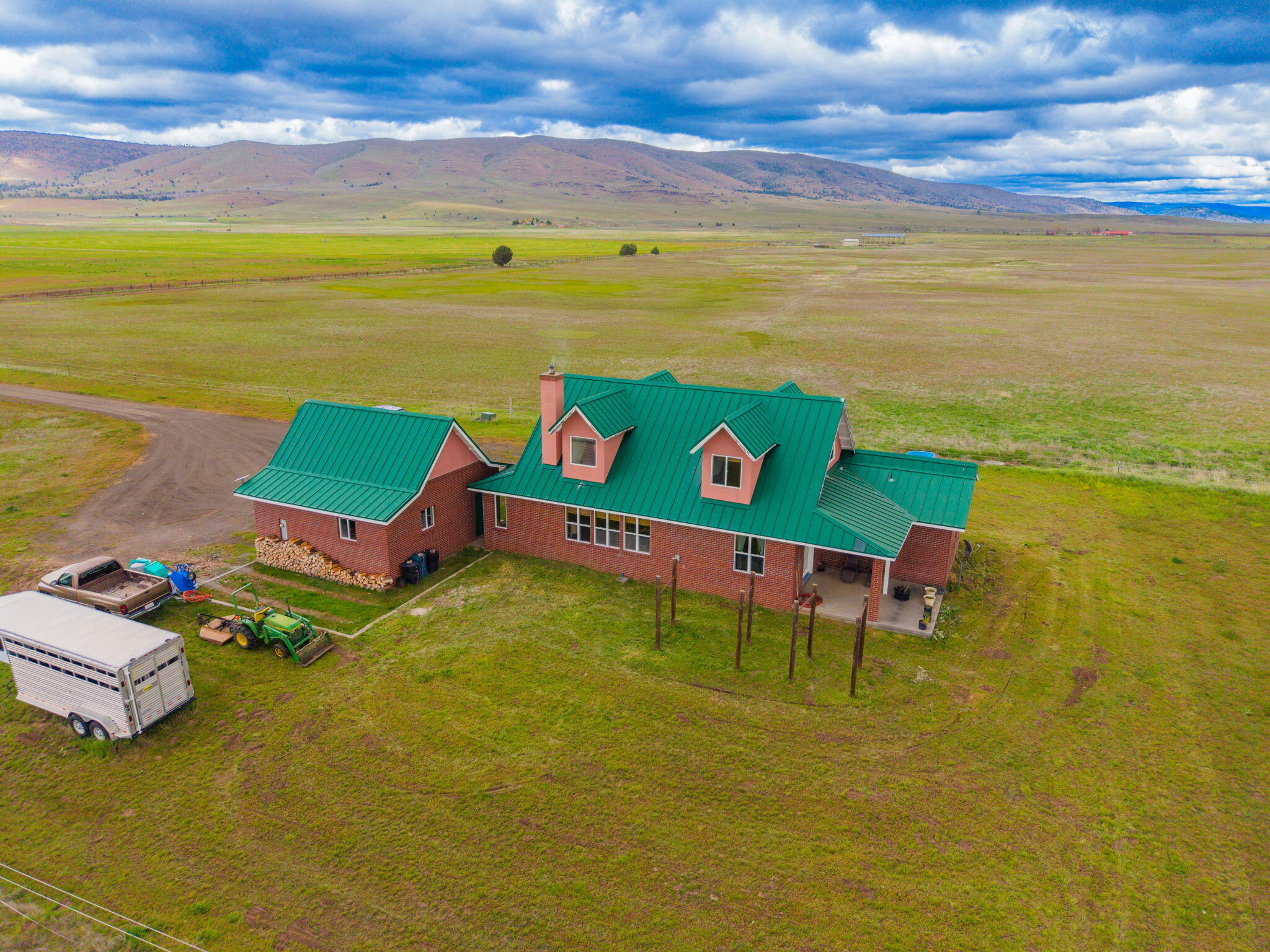 main property photo 41