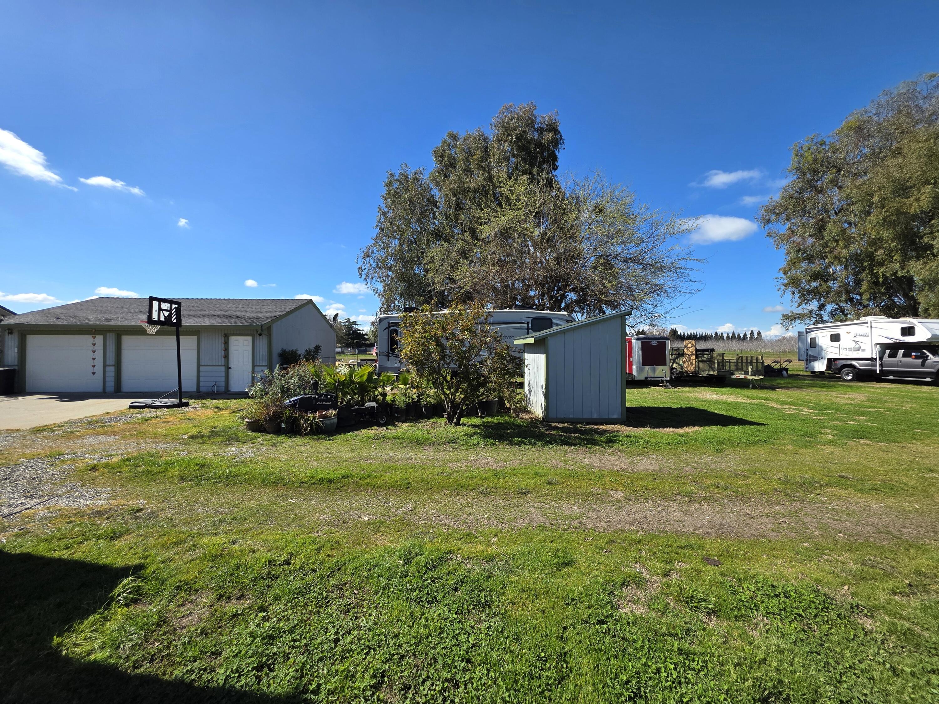 main property photo 43