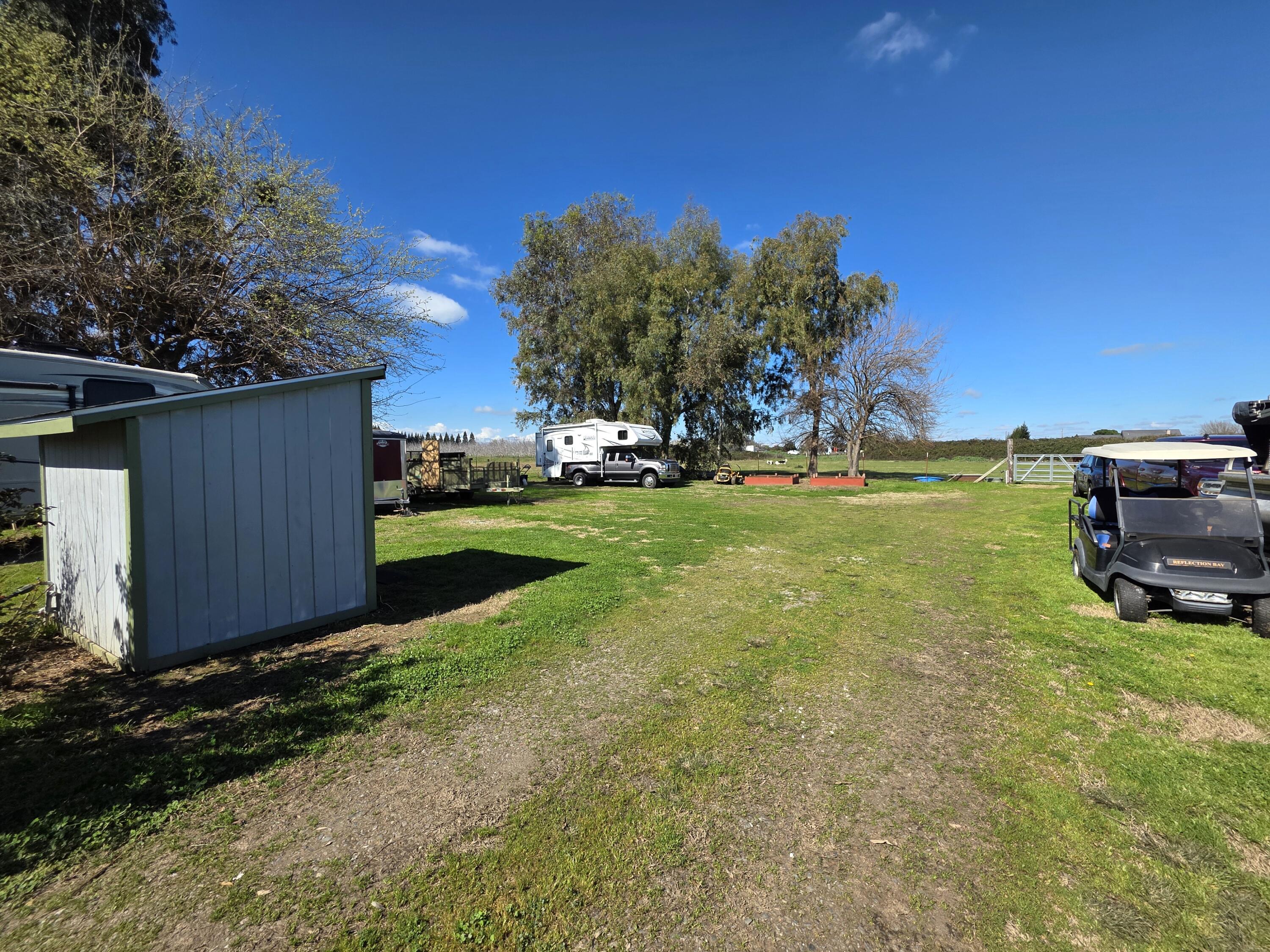 main property photo 44