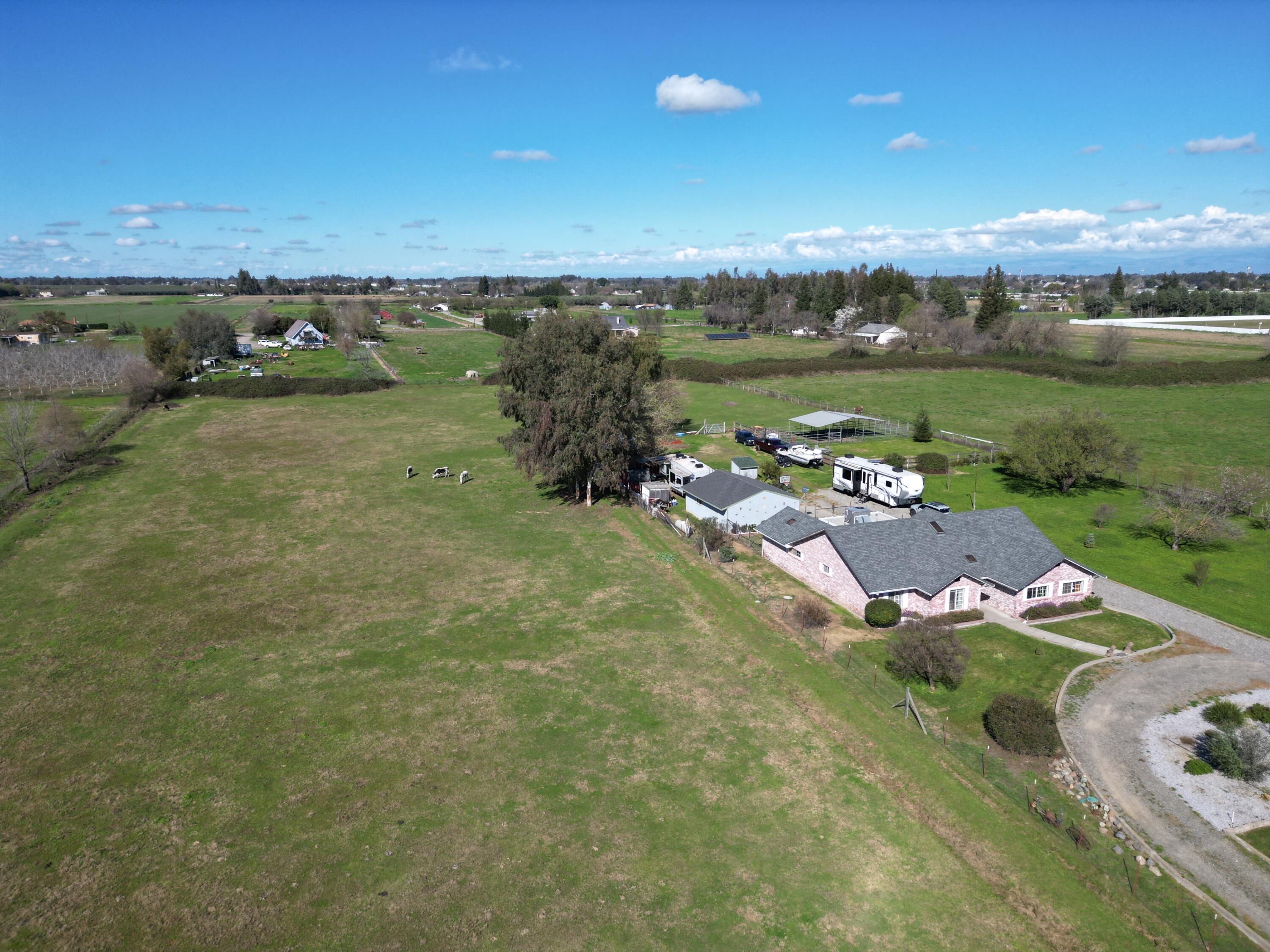 main property photo 57