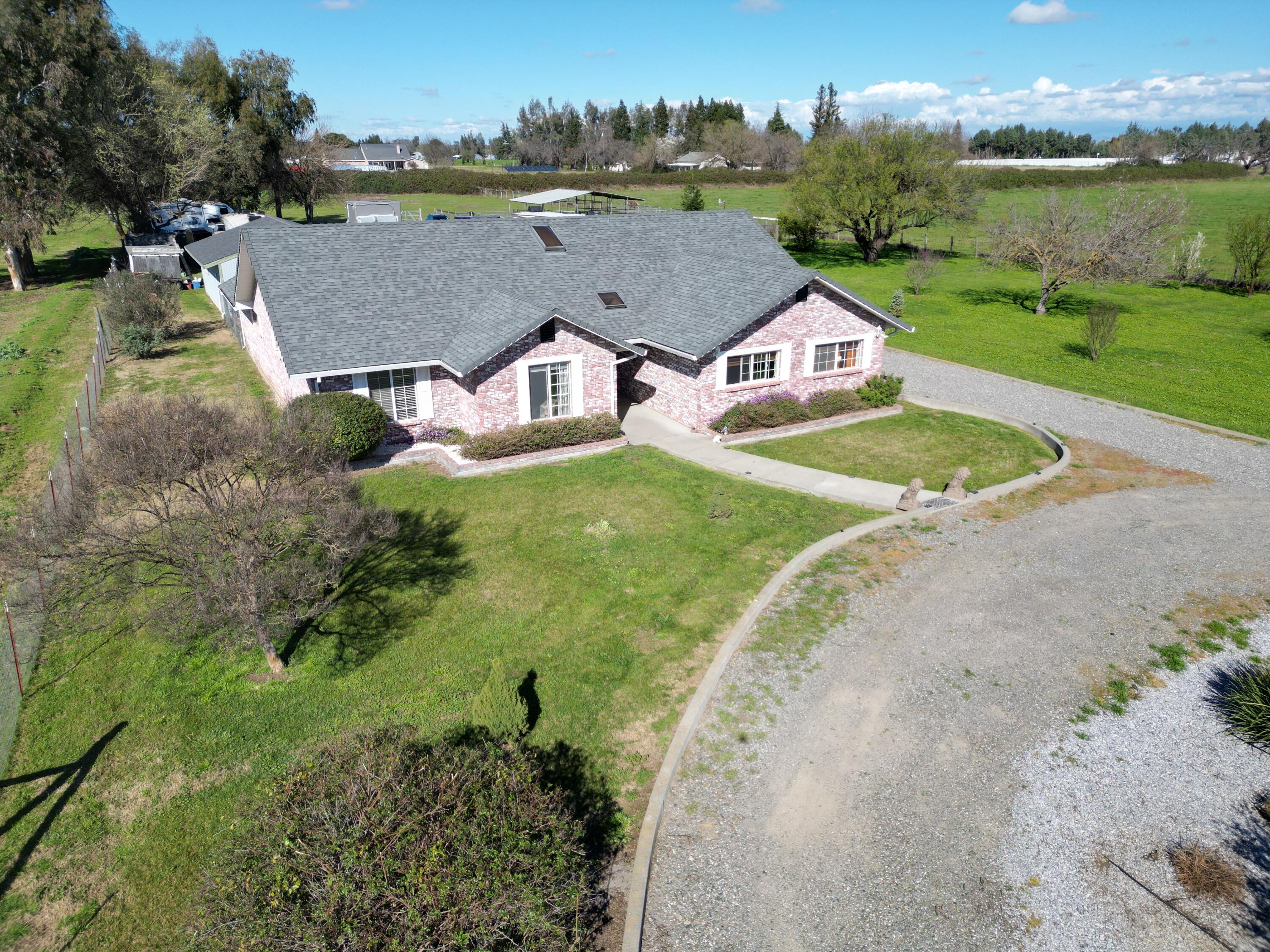 main property photo 60