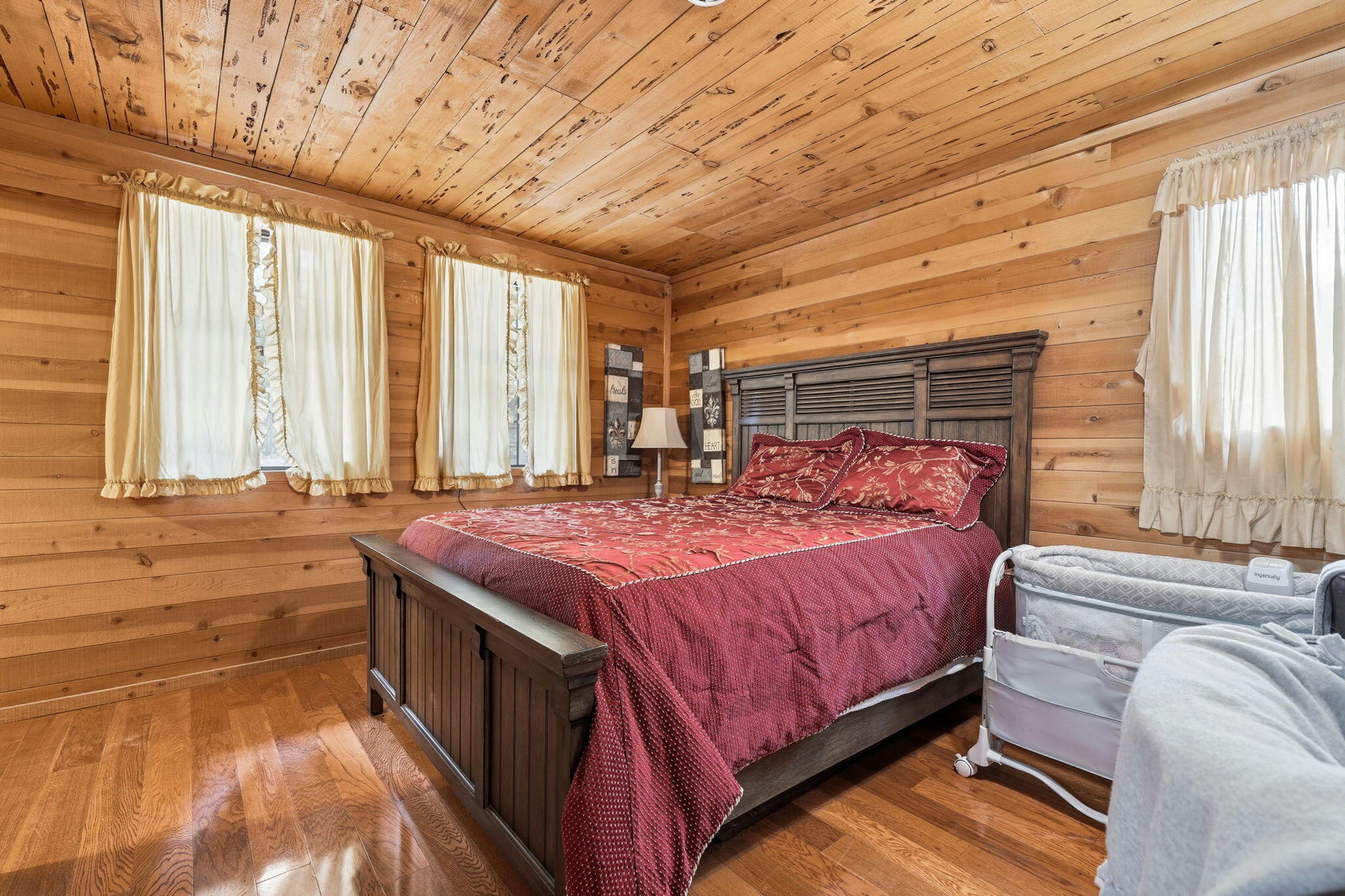 main property photo 34