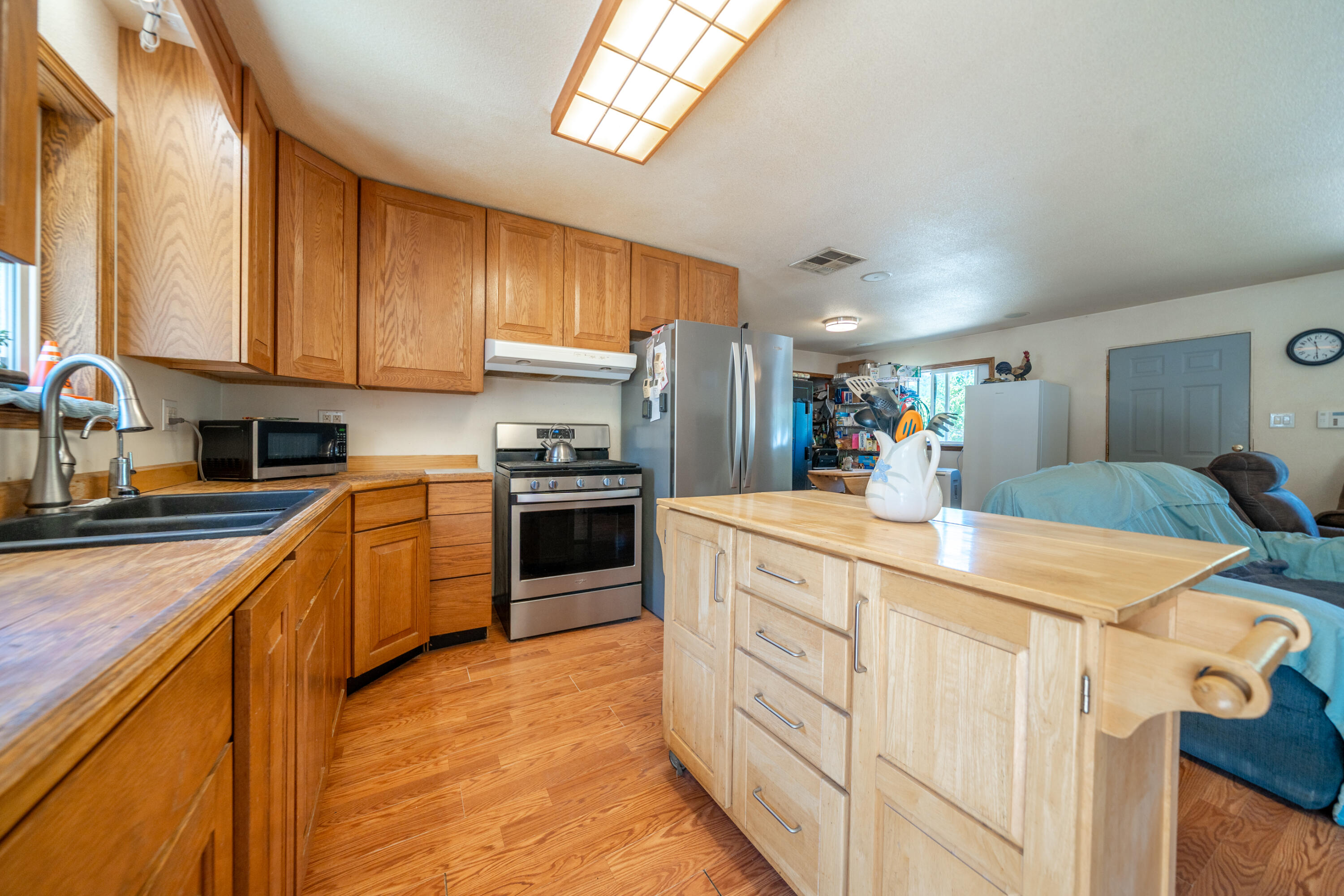 main property photo 15