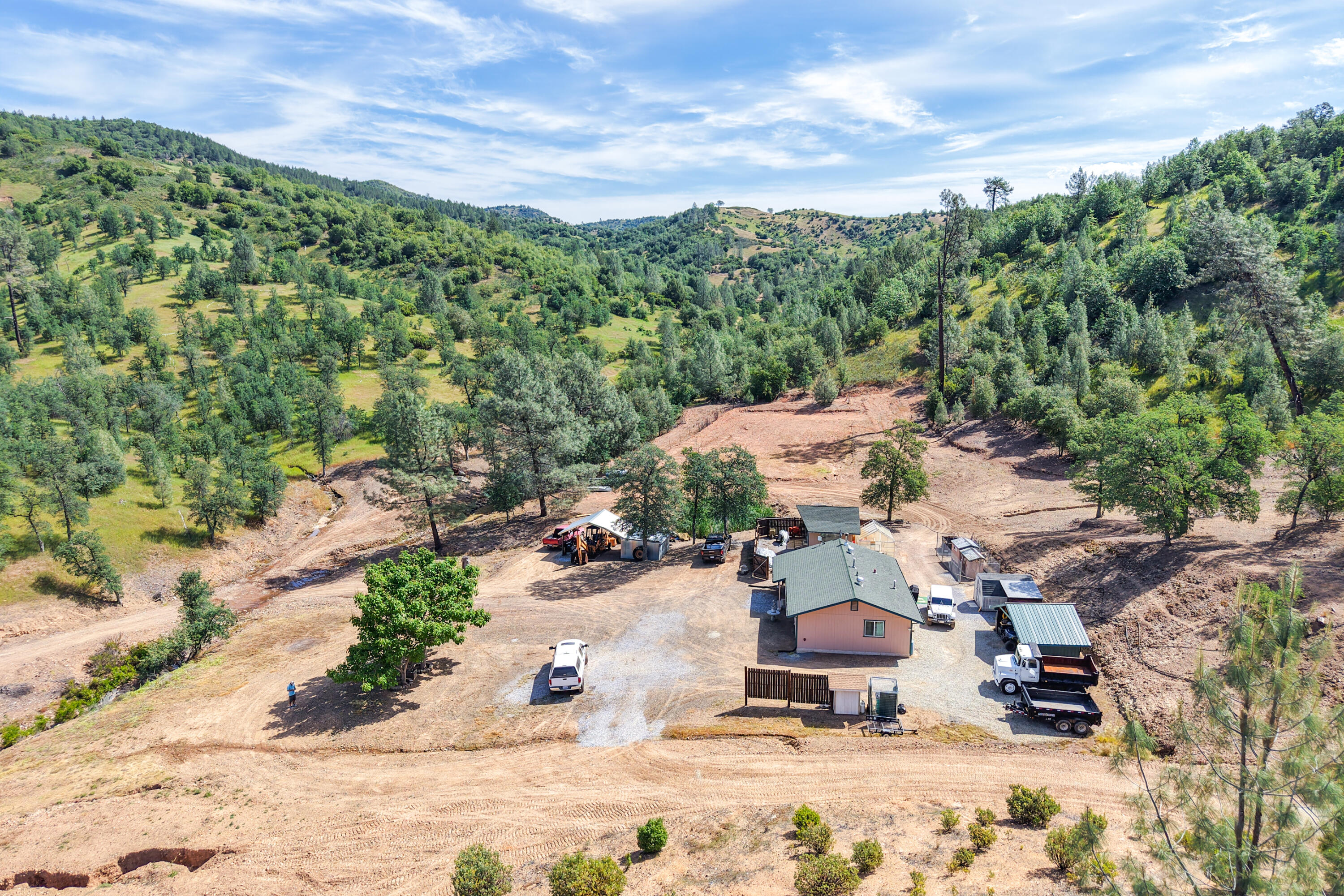 main property photo 87