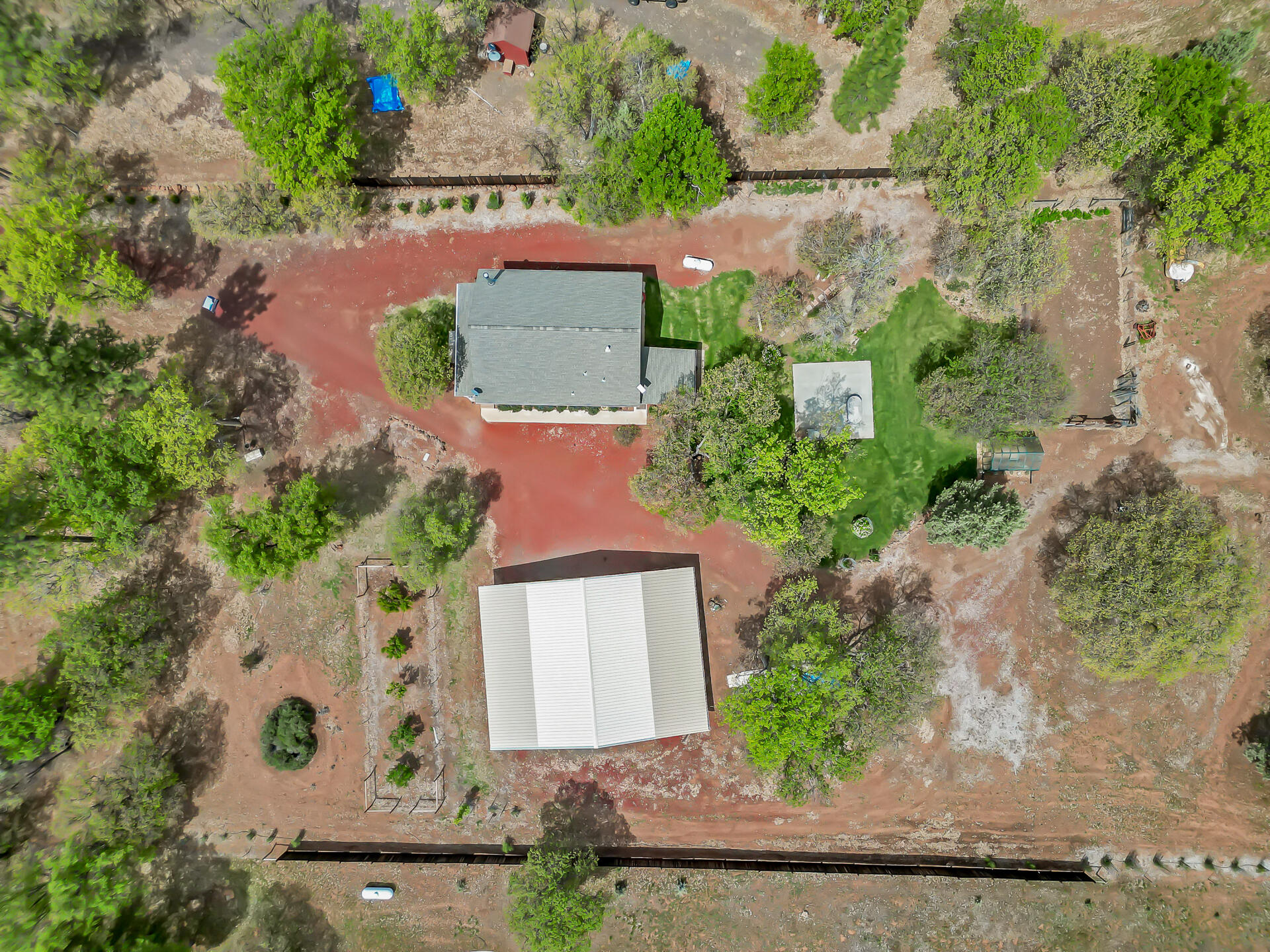 main property photo 7