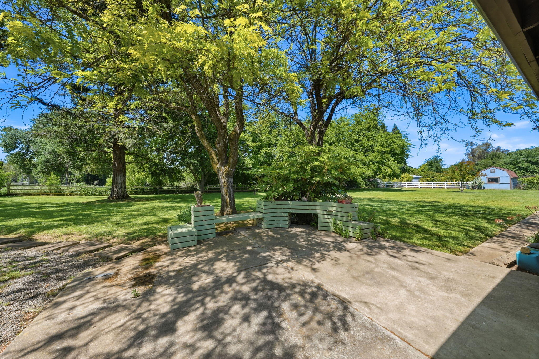 main property photo 35