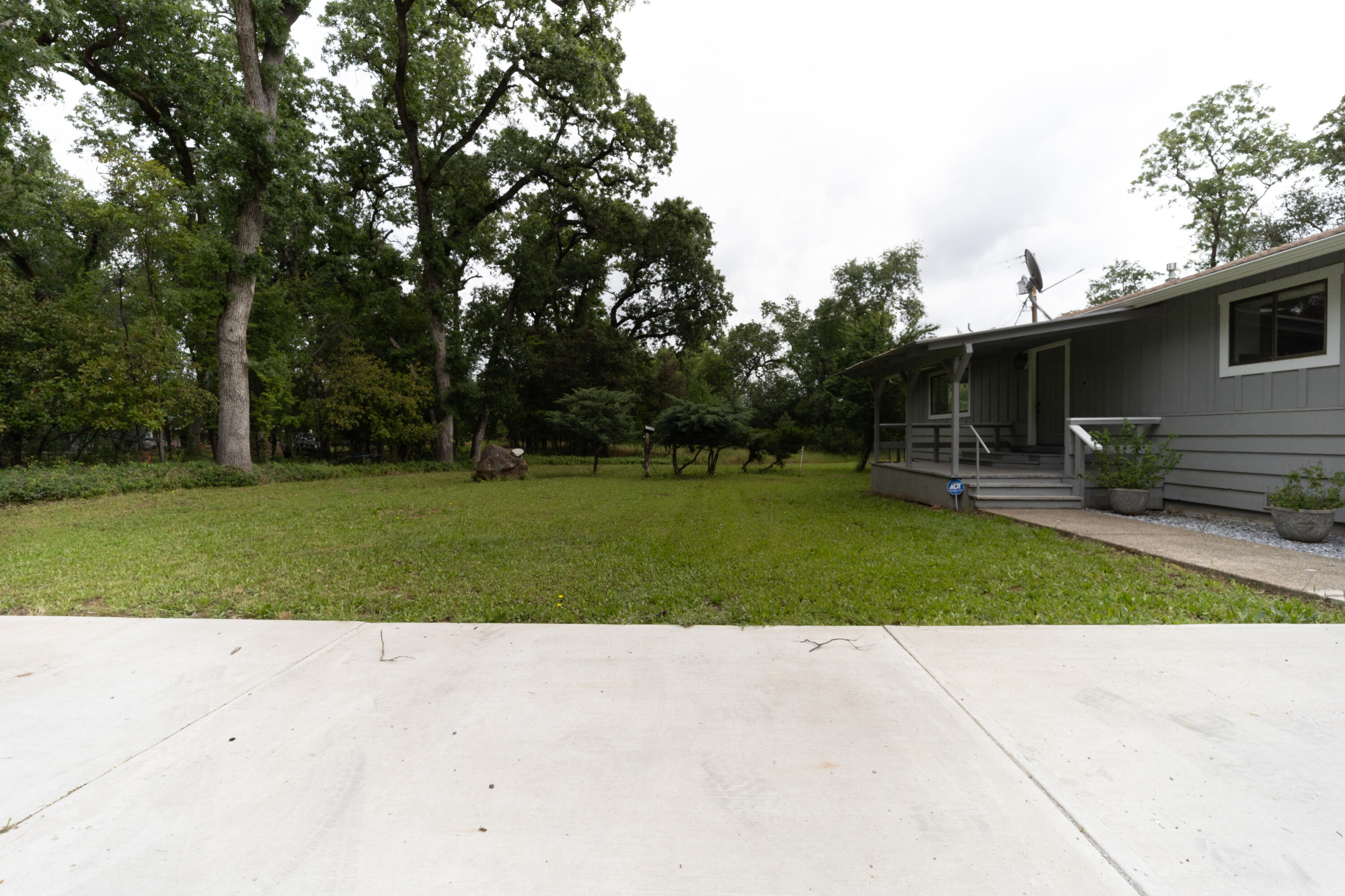 main property photo 45