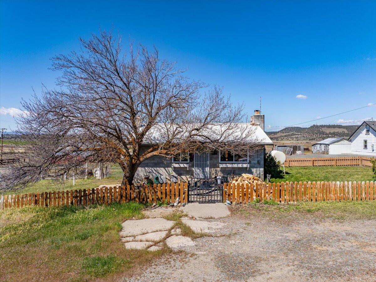 main property photo 58