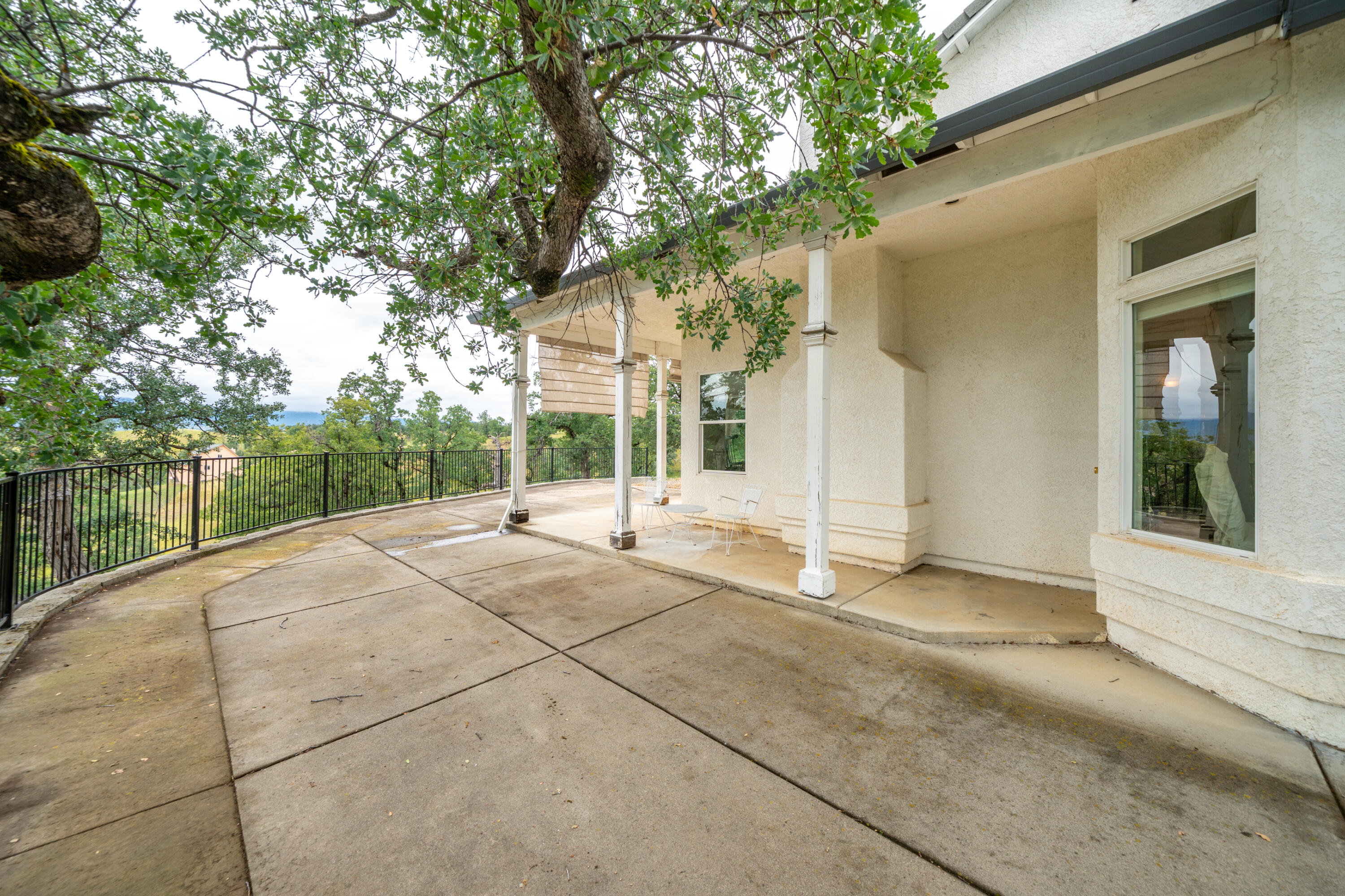main property photo 48