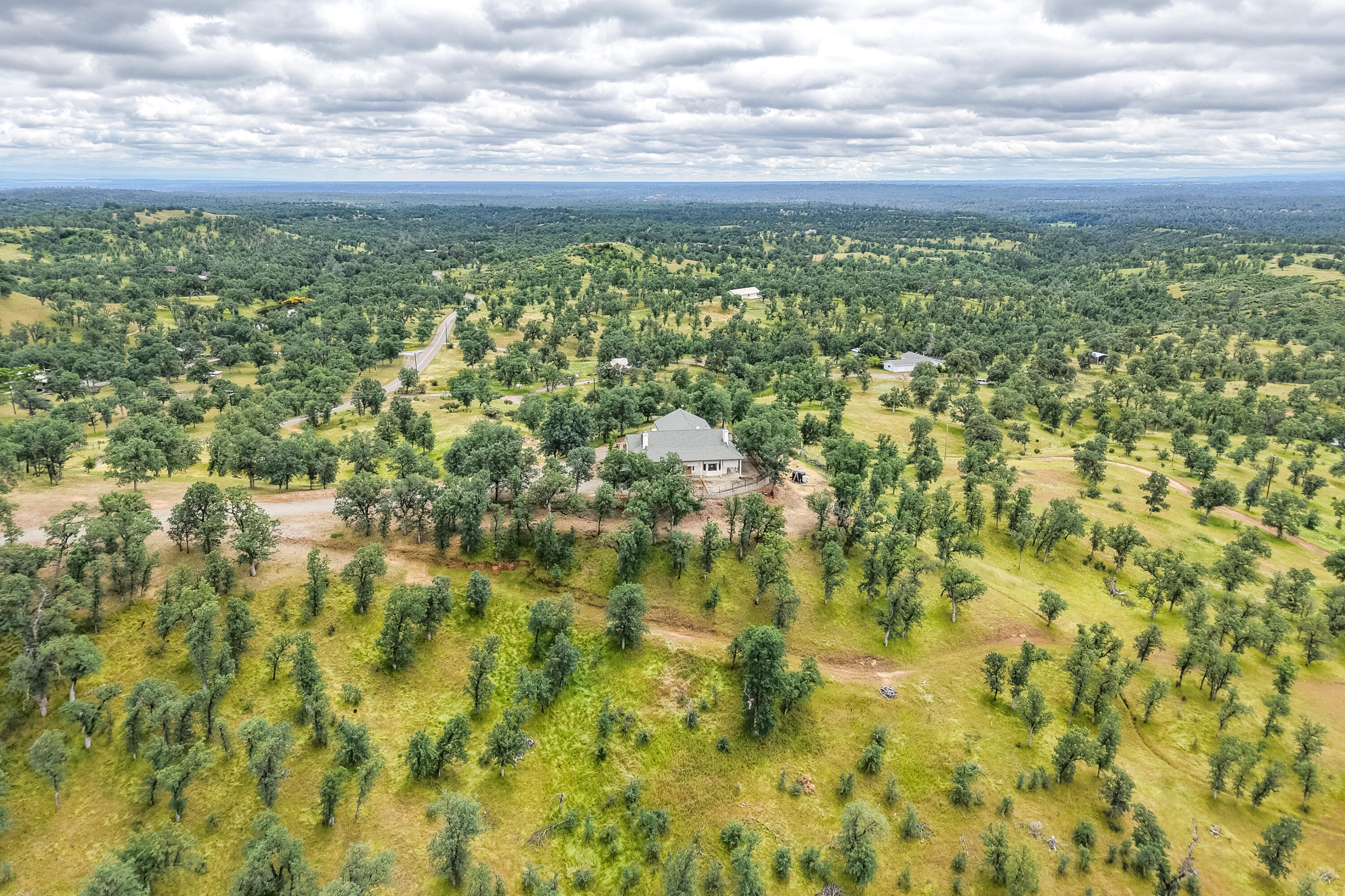 main property photo 74