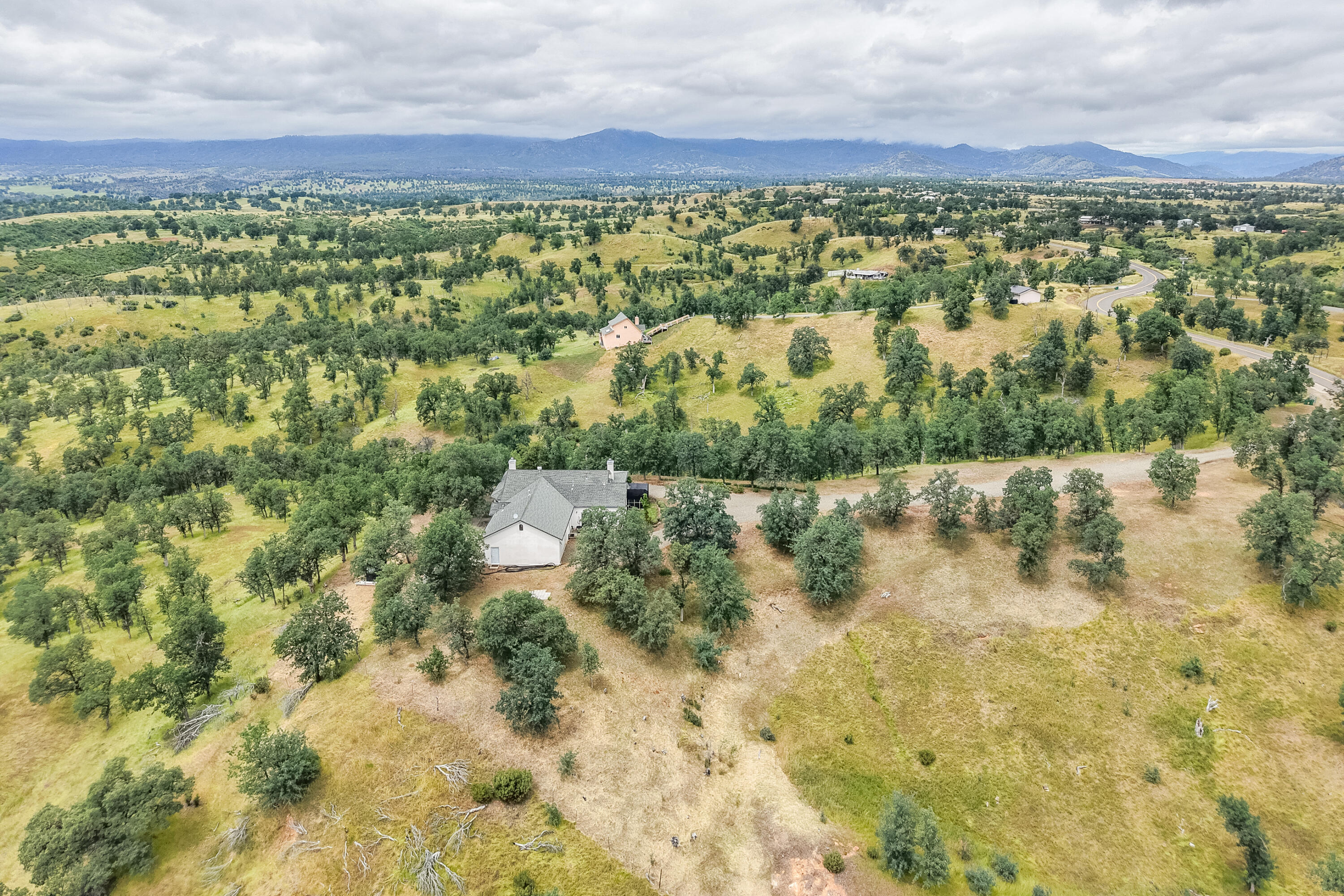 main property photo 78