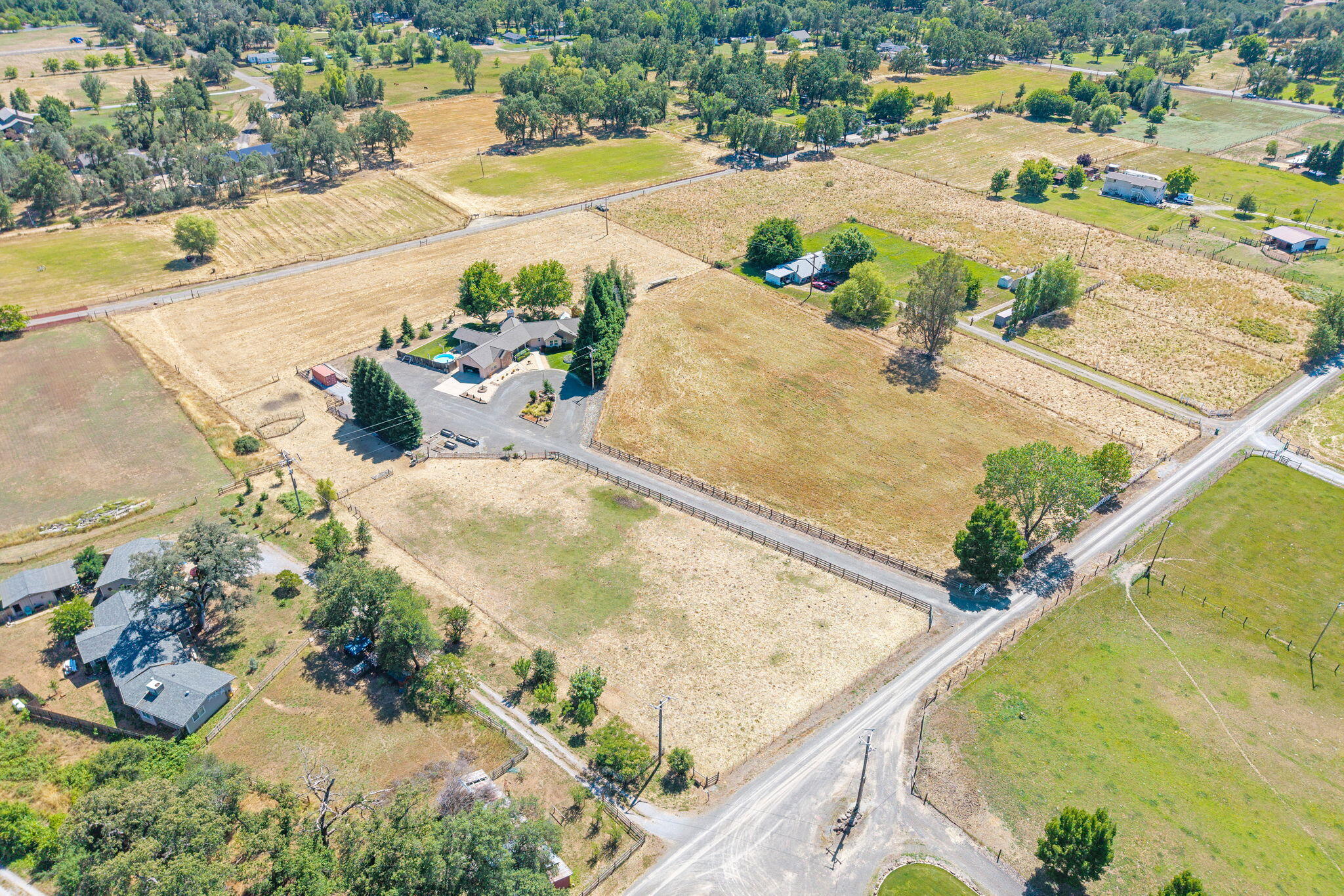 main property photo 49