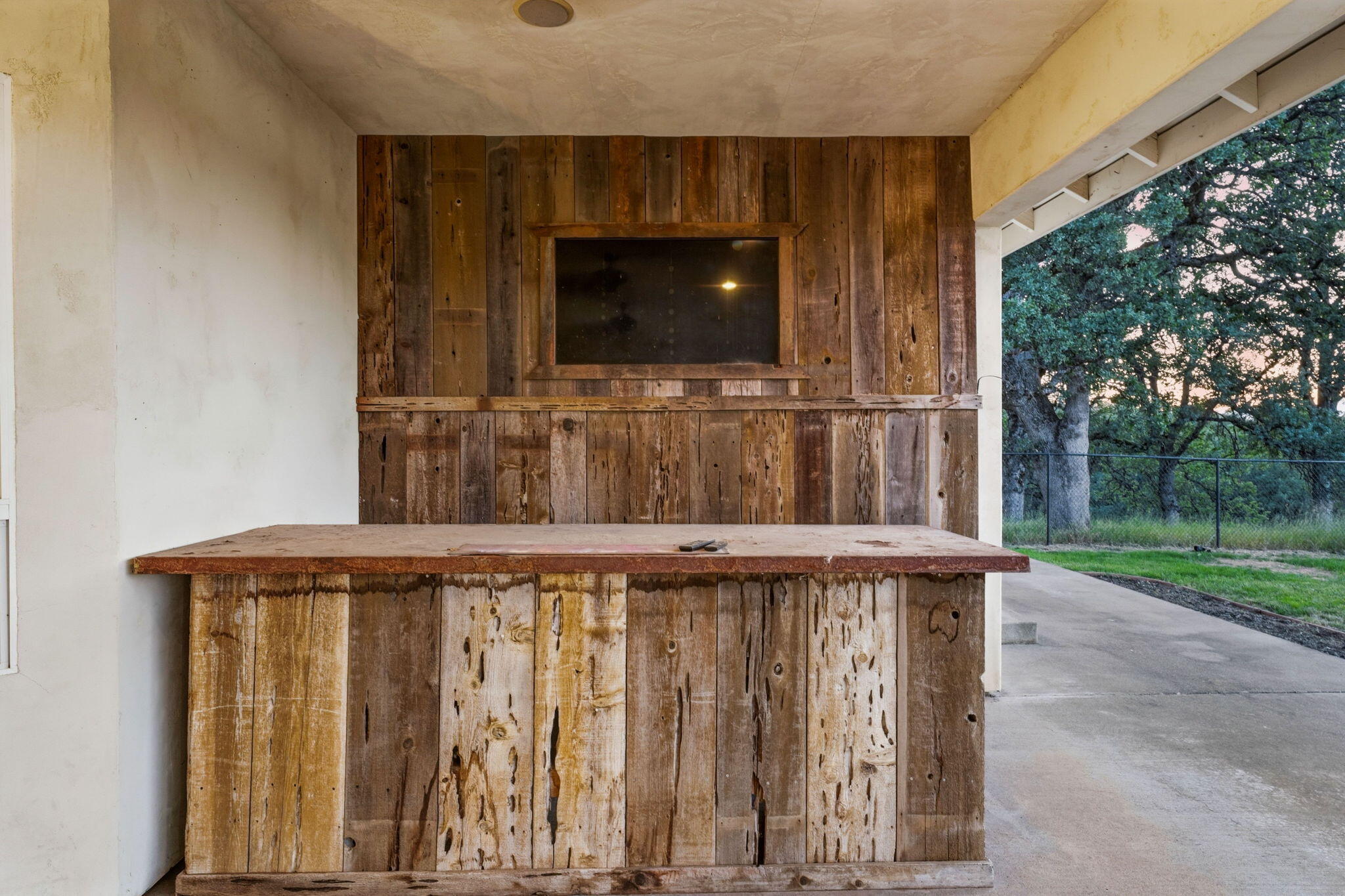 main property photo 44
