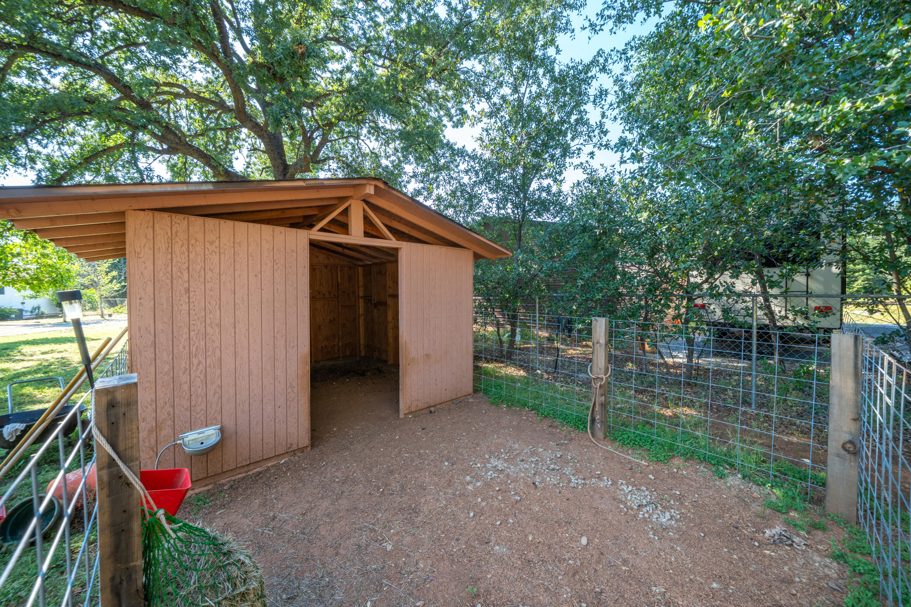 main property photo 60