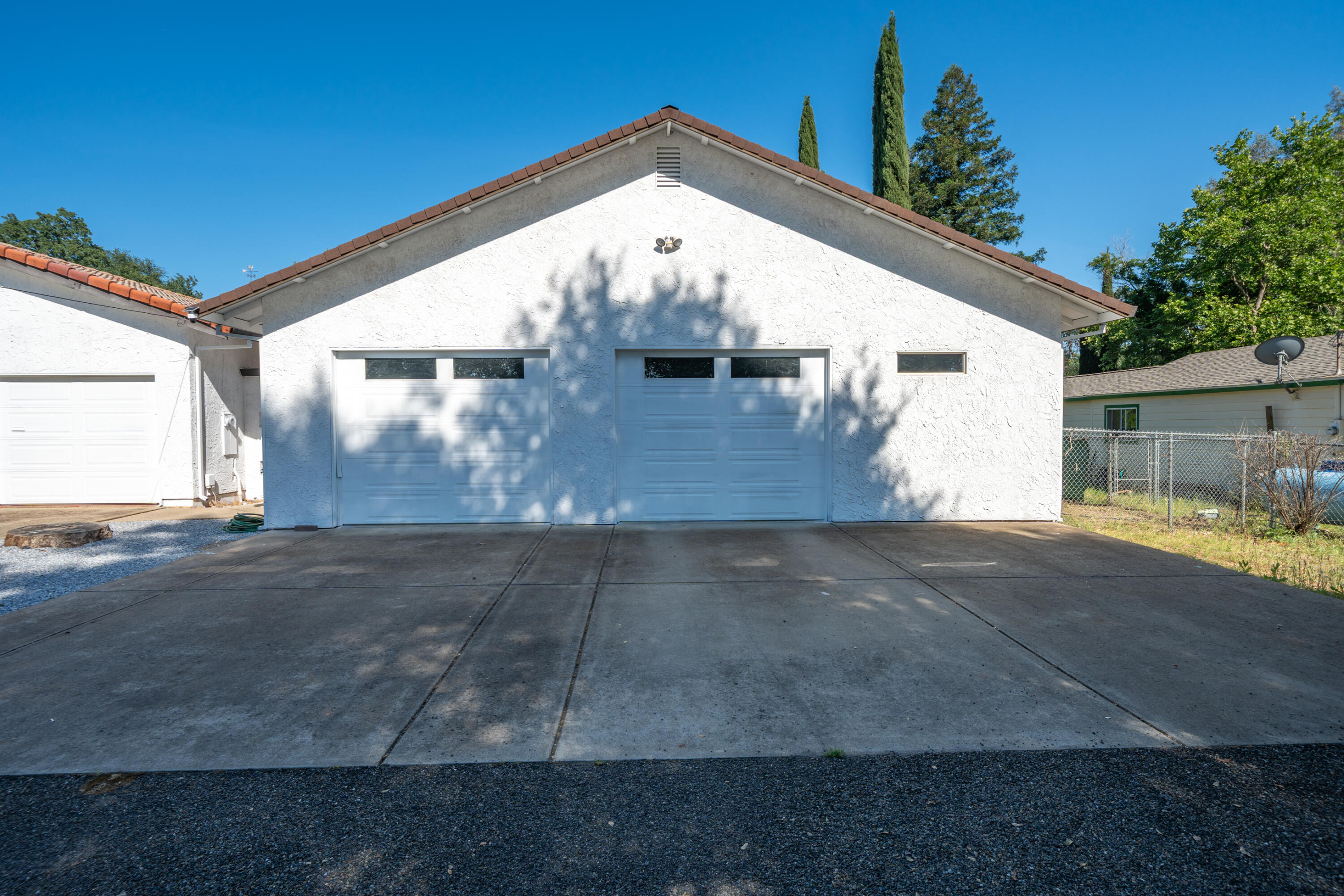 main property photo 70