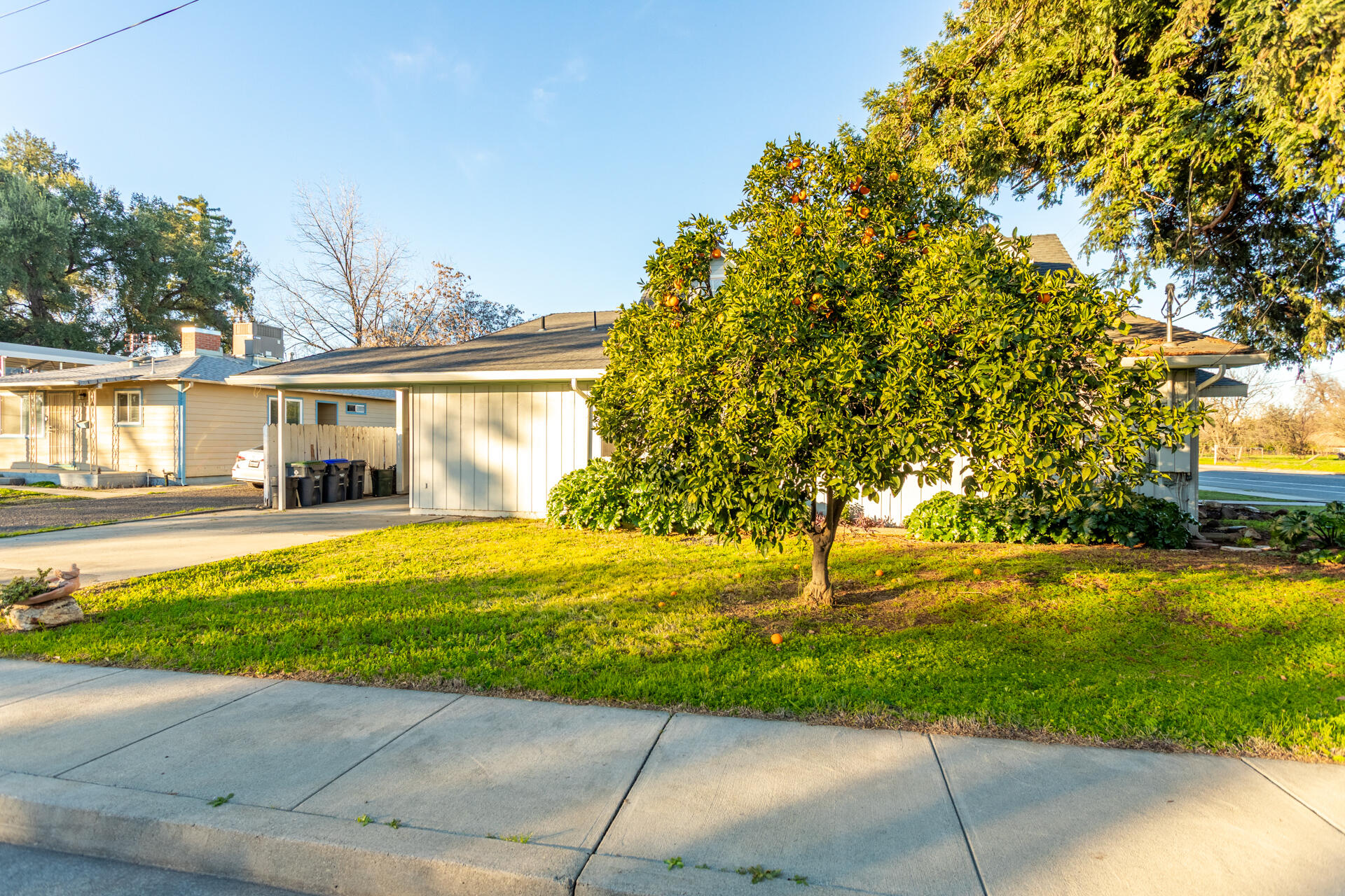 main property photo 21