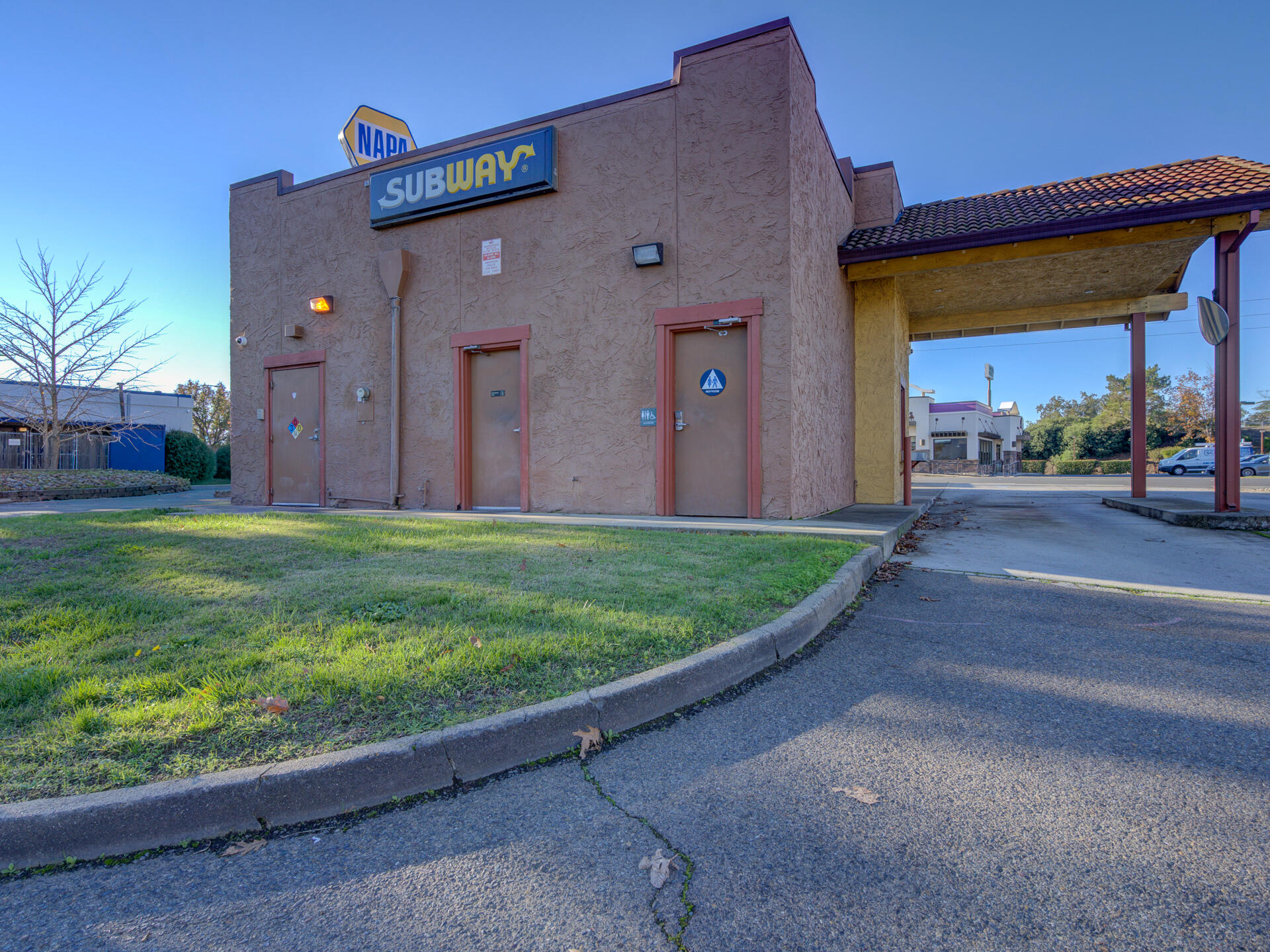 main property photo 5