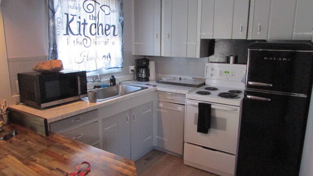 main property photo 52
