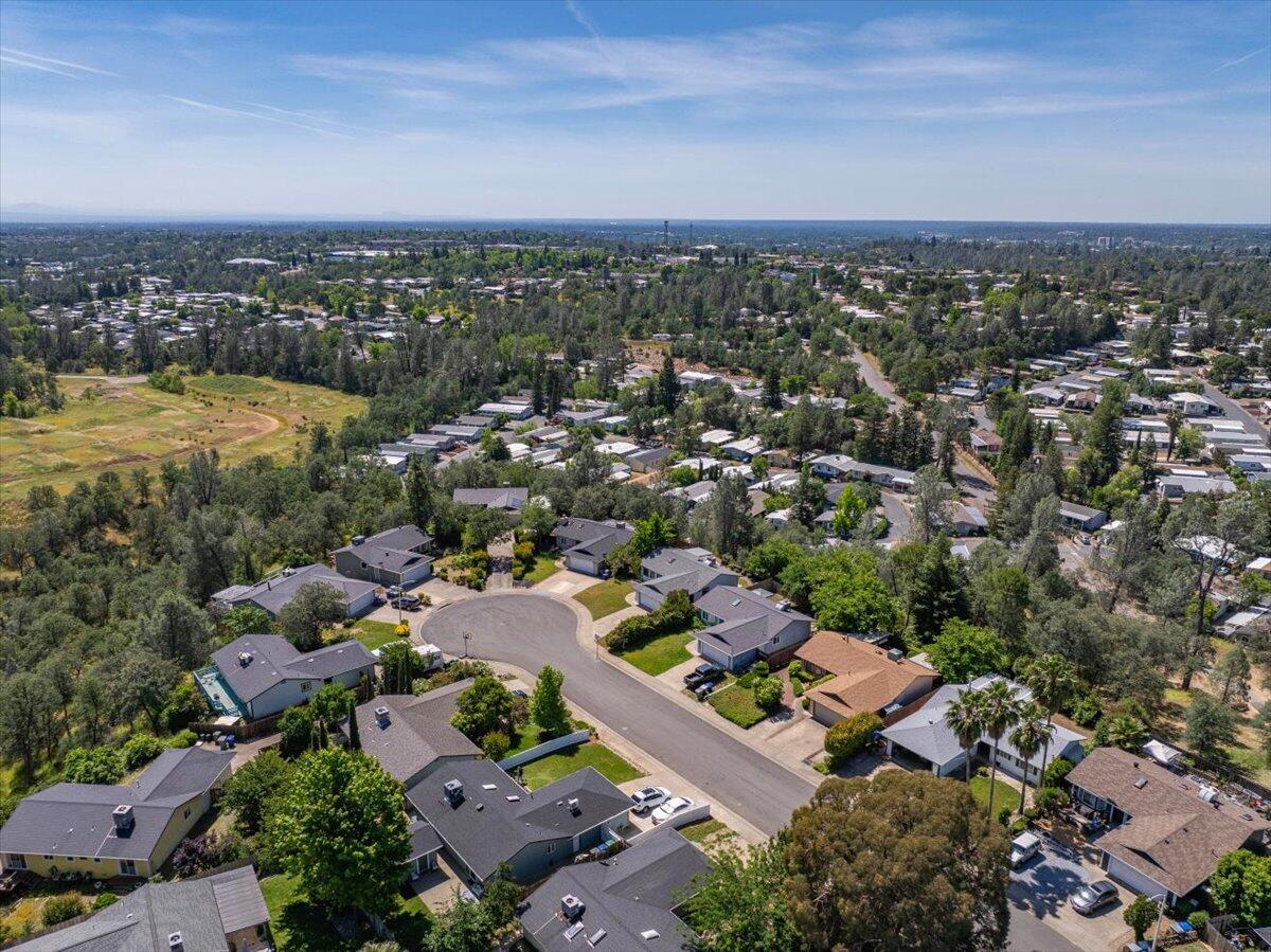 main property photo 50