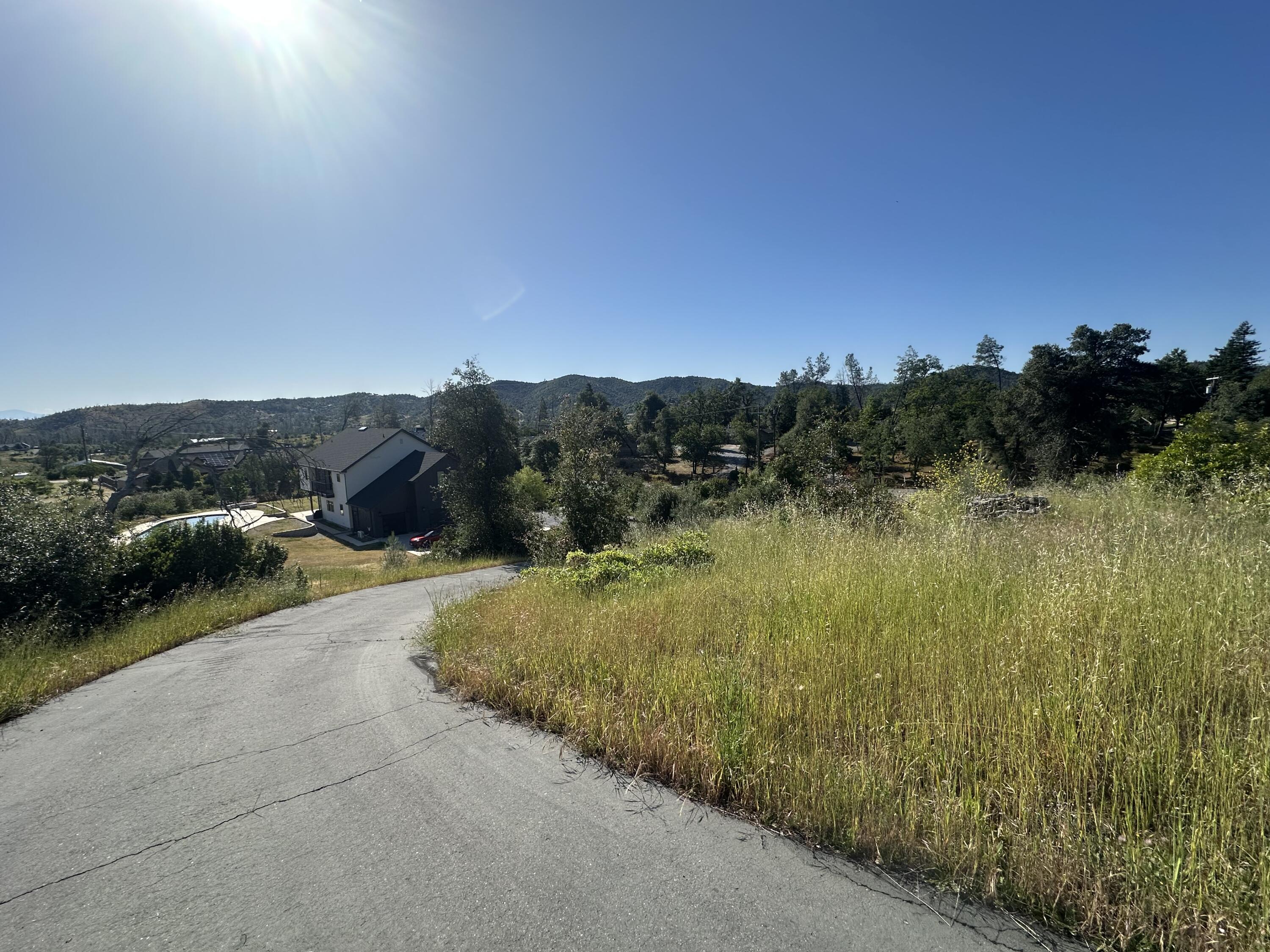 main property photo 7
